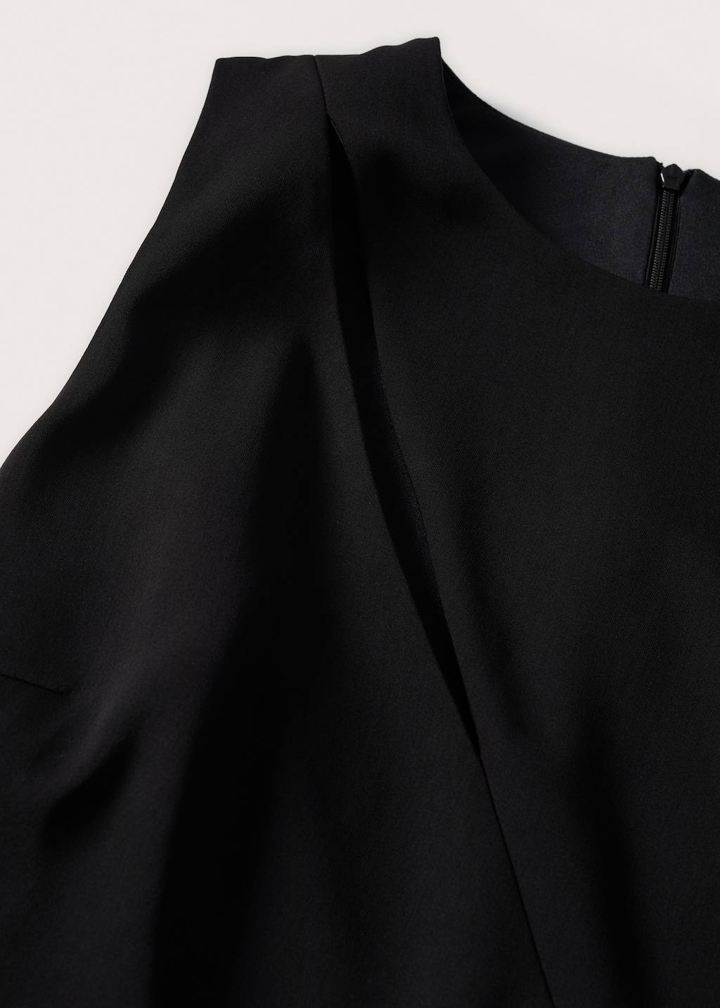 Asymmetric neckline dress - Details of the article 8