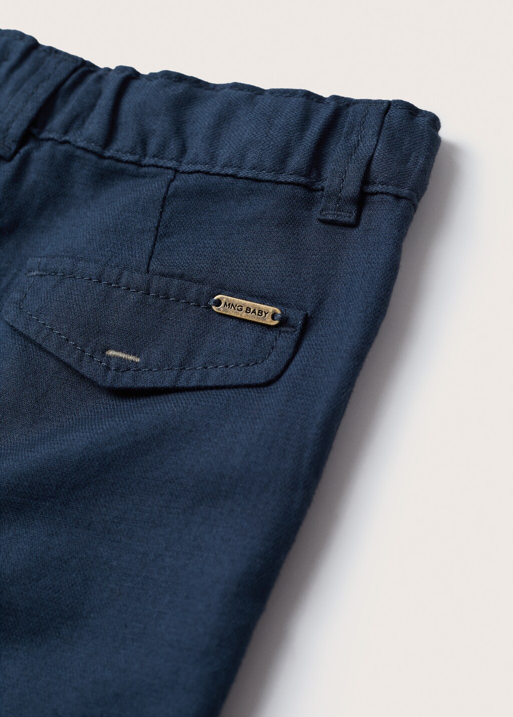 Elastic waist straight trousers - Details of the article 7