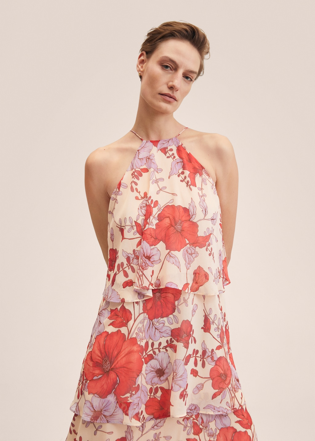 Vestido estampado floral volantes - Plano medio