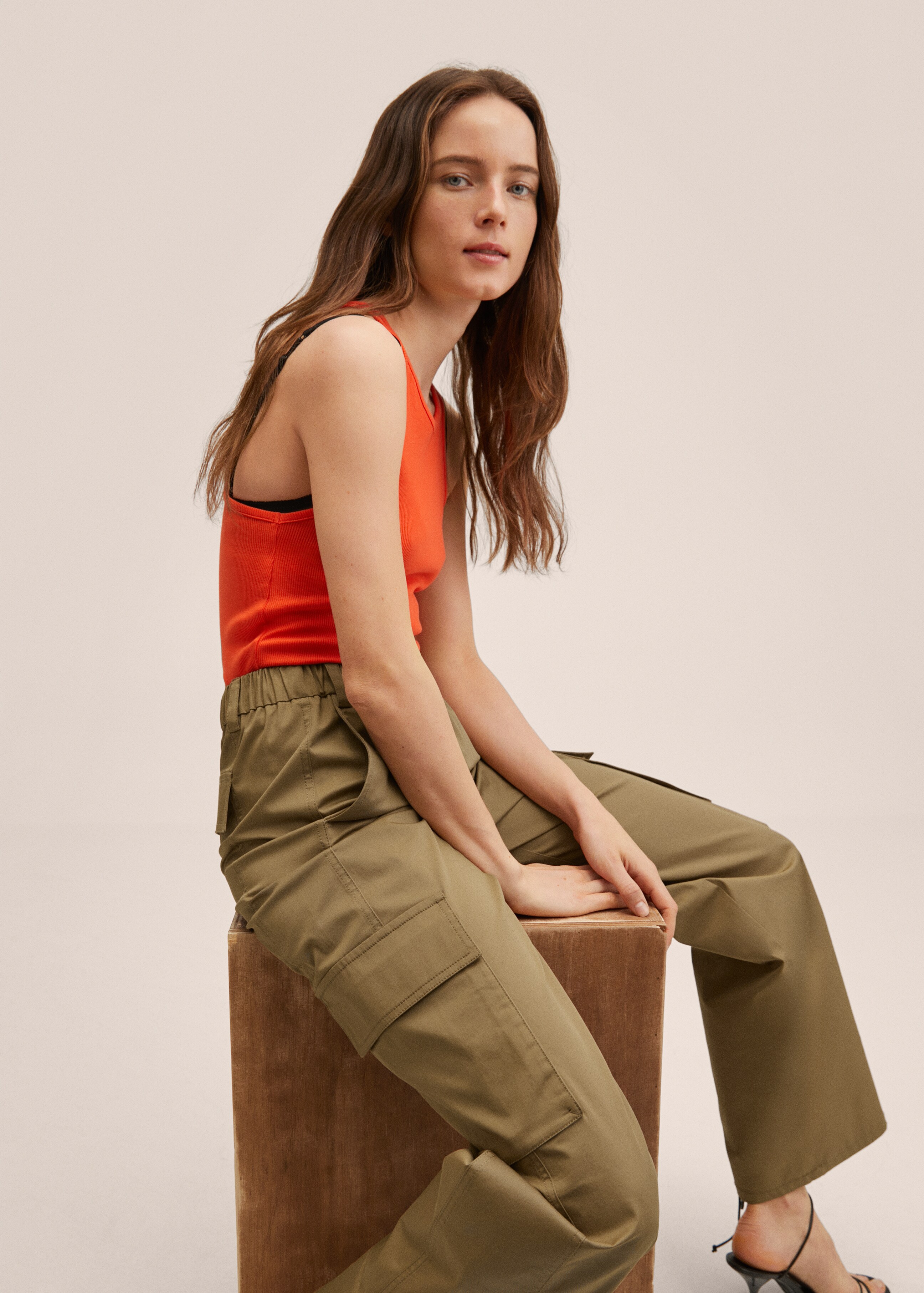 Cotton cargo trousers - Details of the article 2