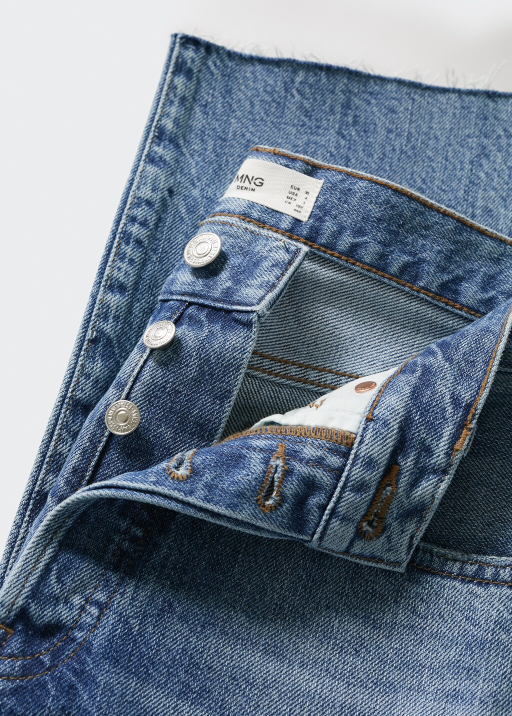 Gerade Cropped-Jeans mit hohem Bund - Detail des Artikels 8