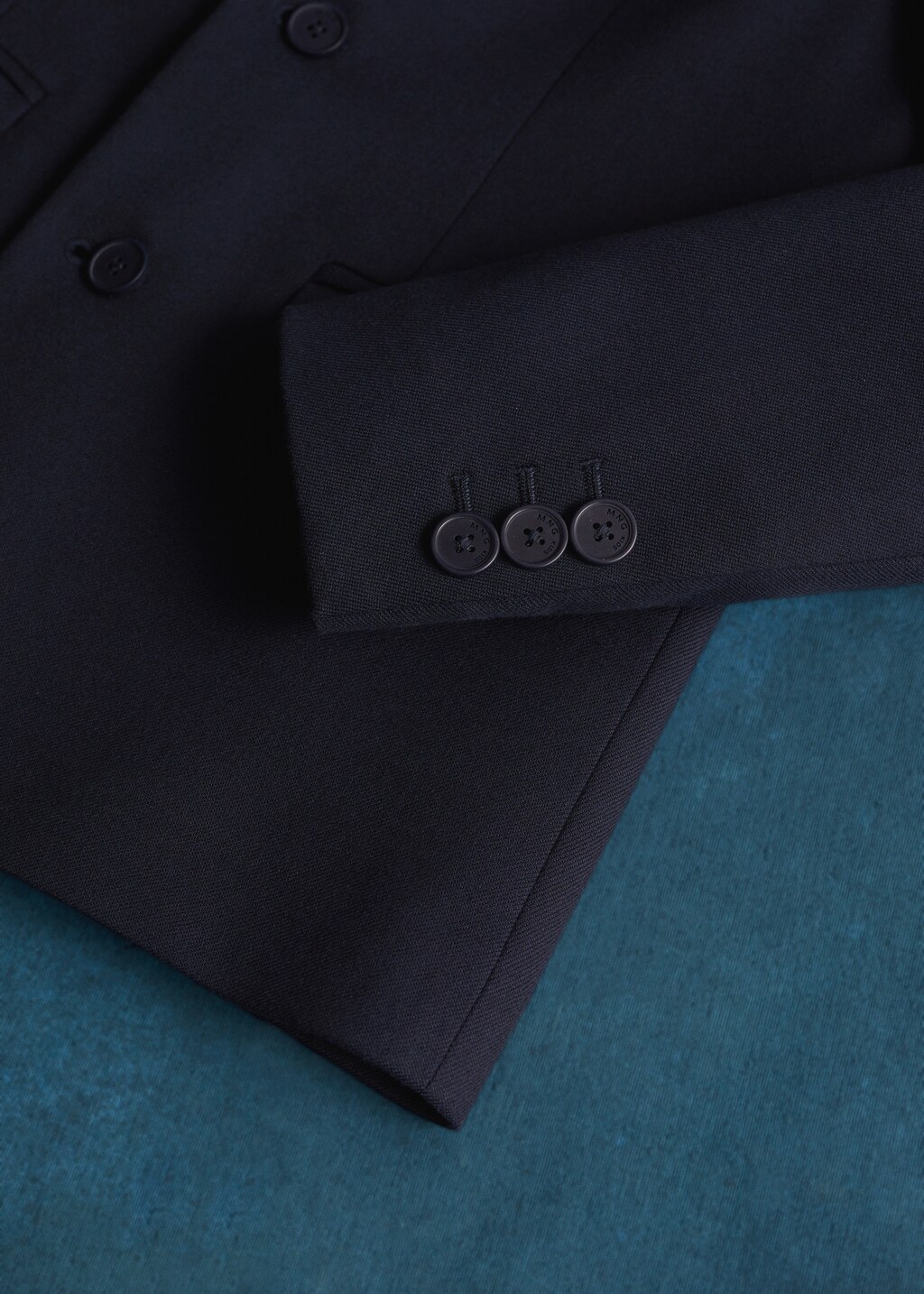 Slim-fit suit jacket - Details of the article 2