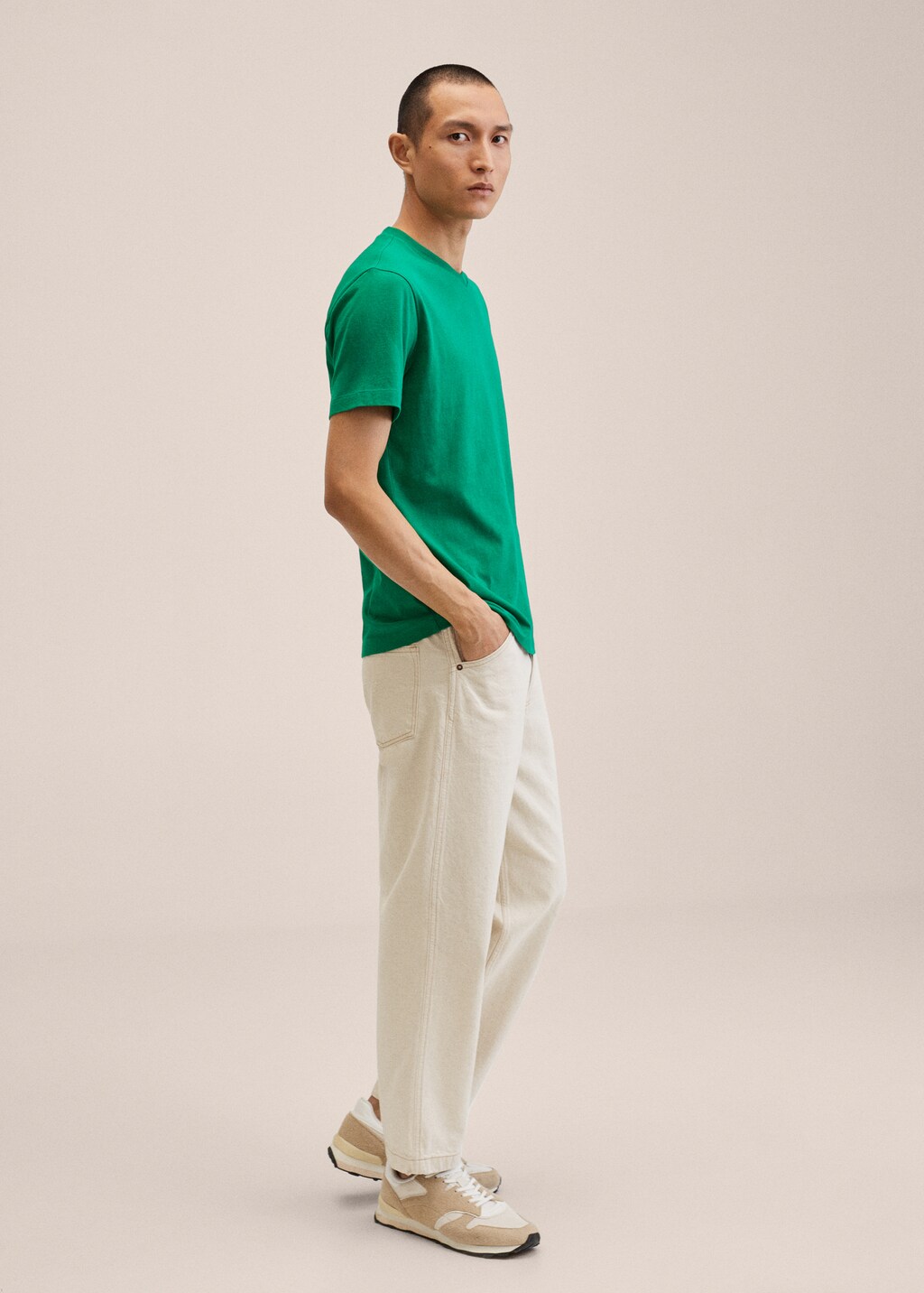 Sustainable cotton basic T-shirt - Details of the article 2