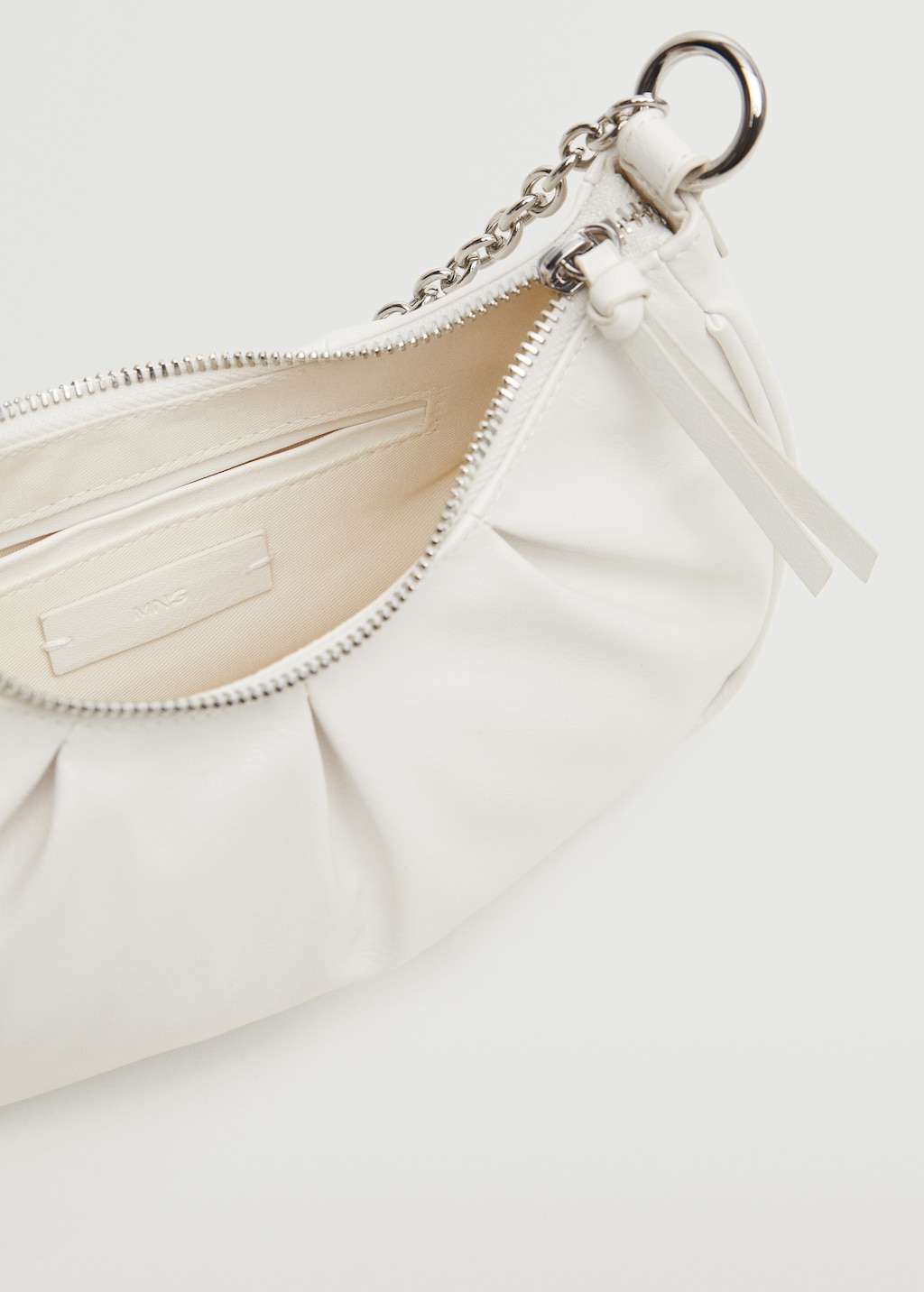 Chain shoulder bag - Details of the article 2