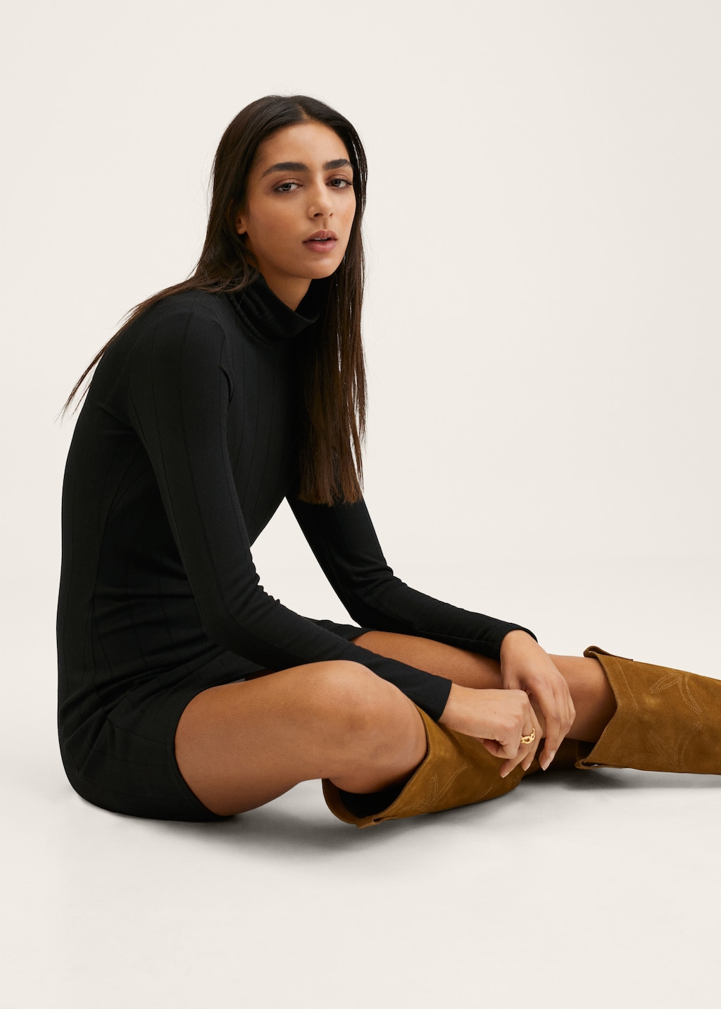 Turtle neck knit dress - Details of the article 2