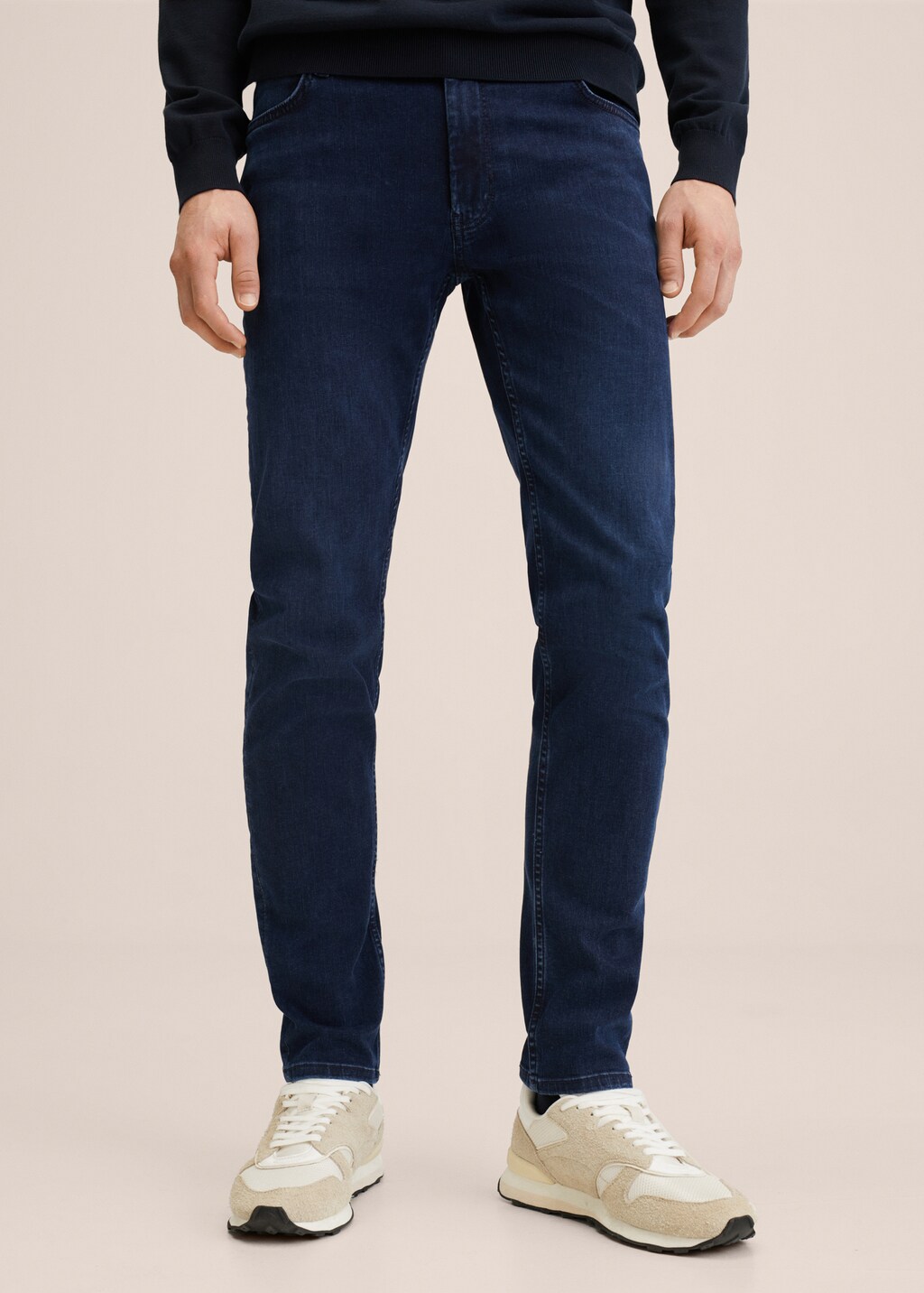 Patrick slim-fit ultra soft-touch jeans - Medium plane