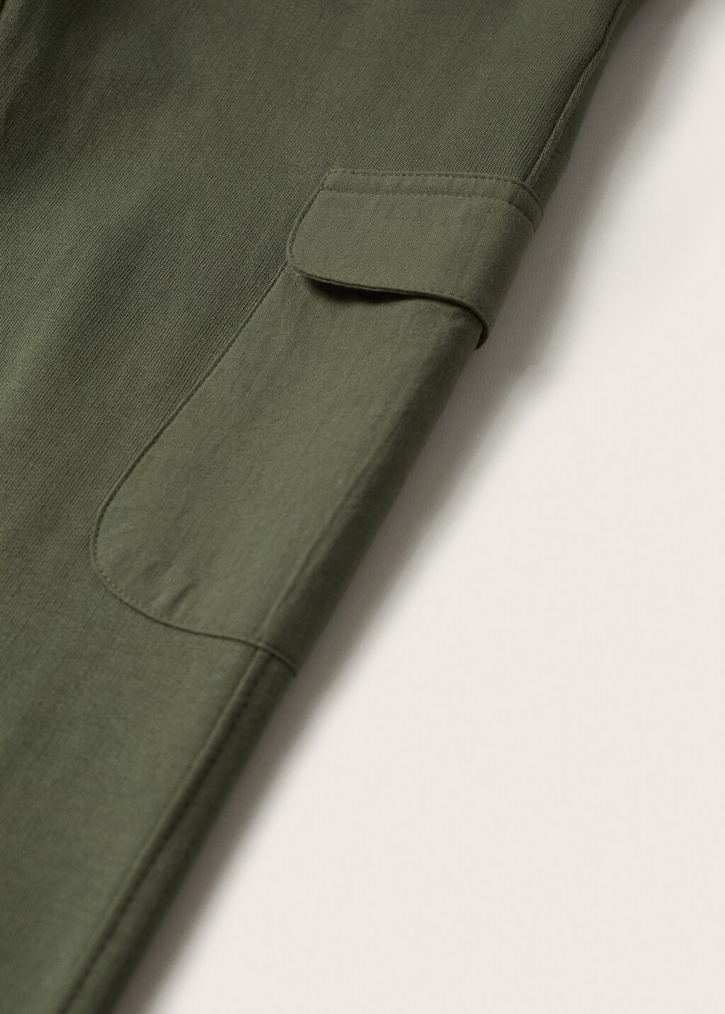 Cargo jogger pants - Details of the article 8