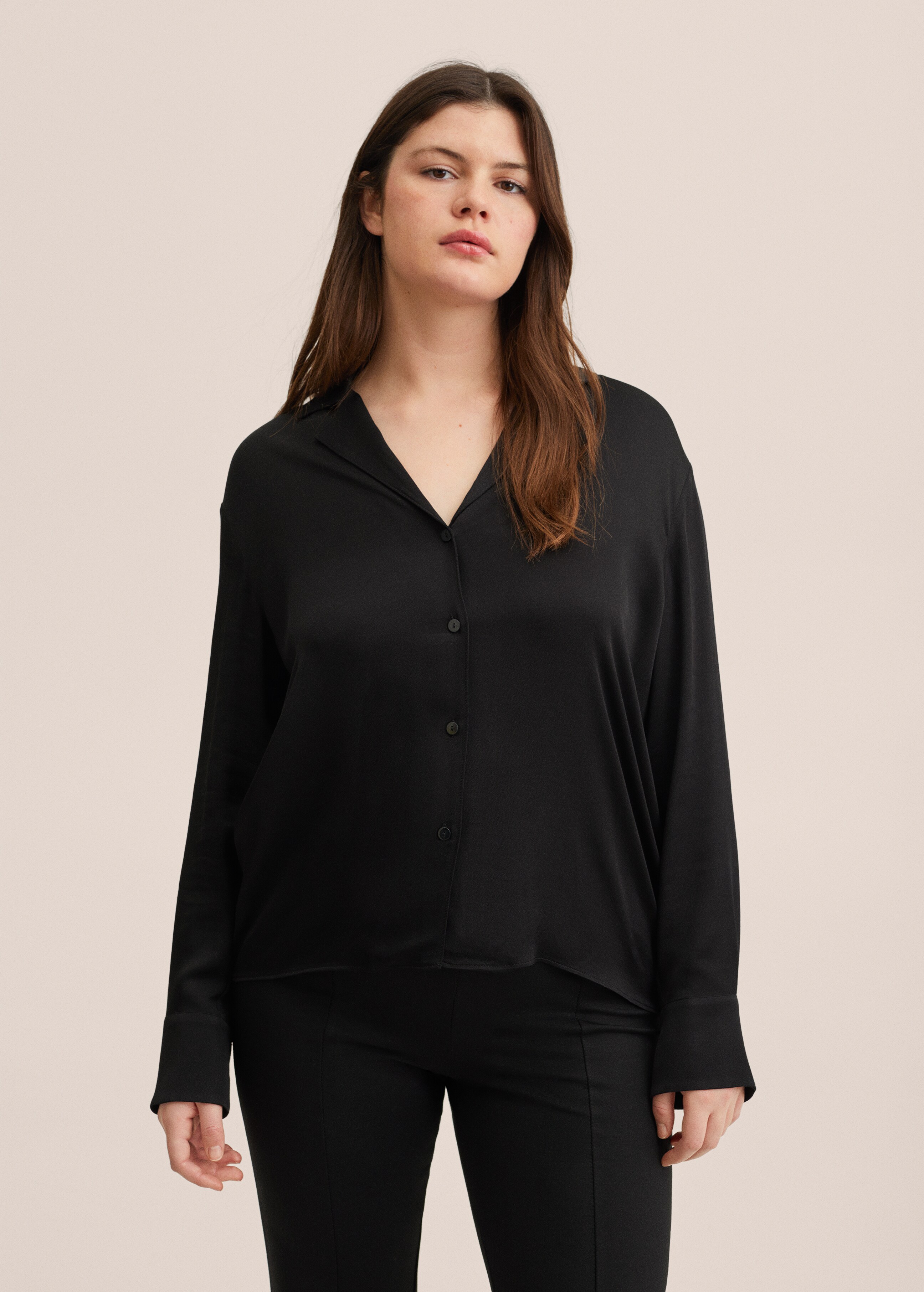 Buttons satin blouse - Details of the article 5
