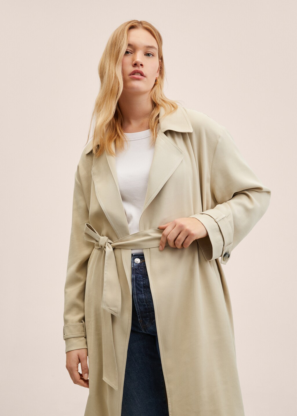 Flowy oversize trench - Details of the article 4