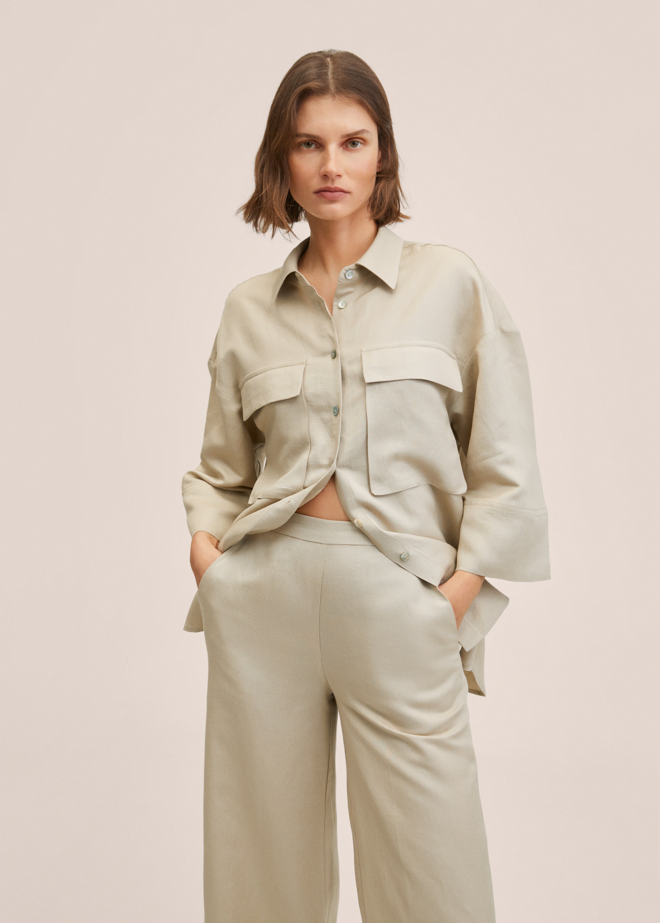 Linen trousers with buttons - Details of the article 1
