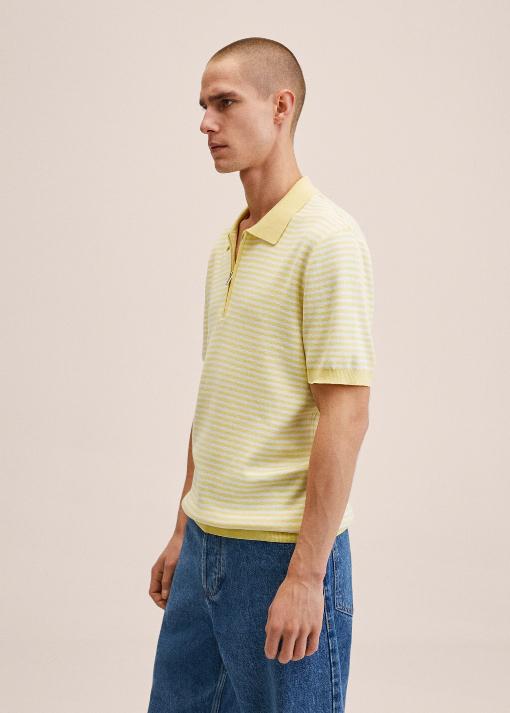 Striped zip-up polo shirt - Details of the article 2