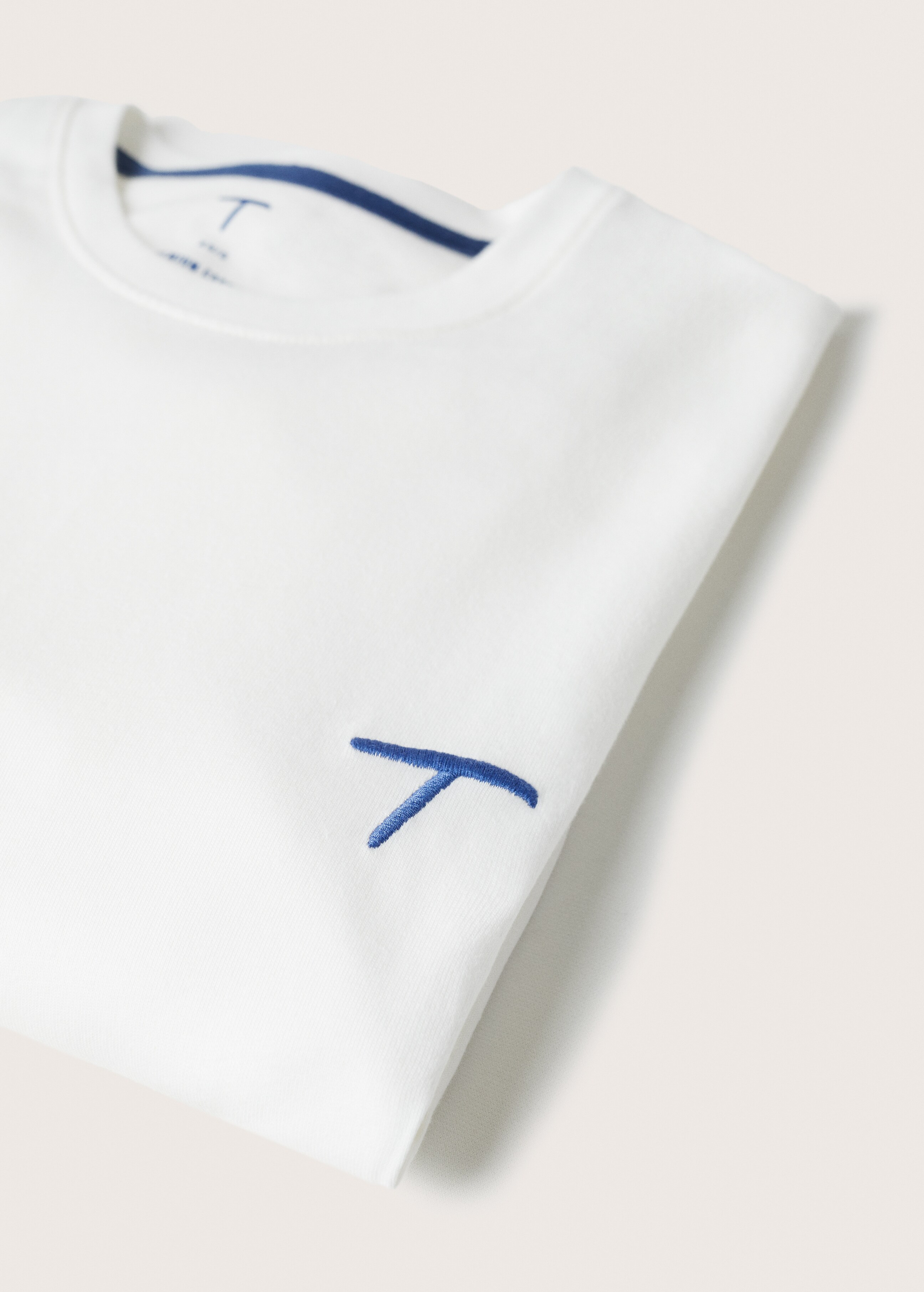 T Collection t-shirt - Details of the article 8