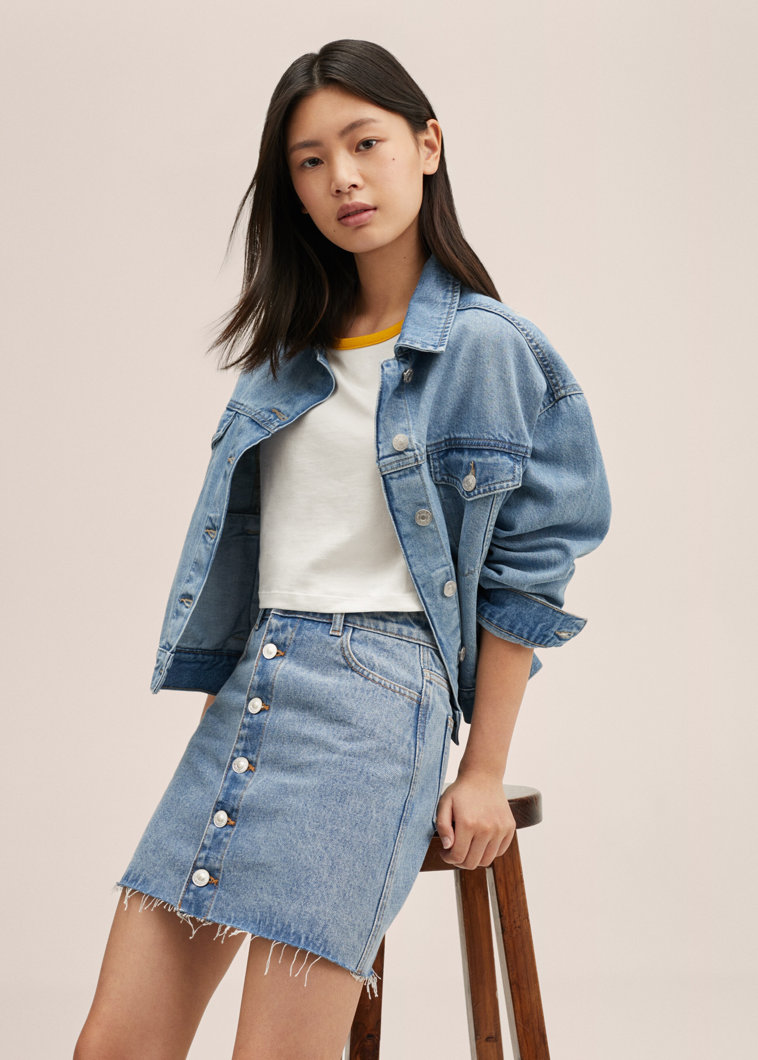 Buttoned denim skirt - Details of the article 1
