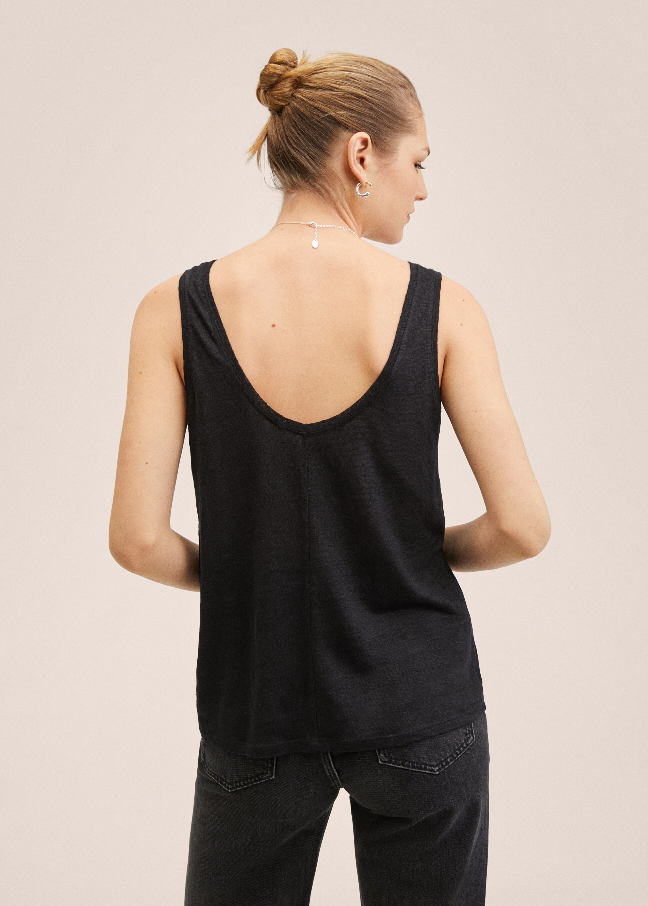 100% linen top - Reverse of the article