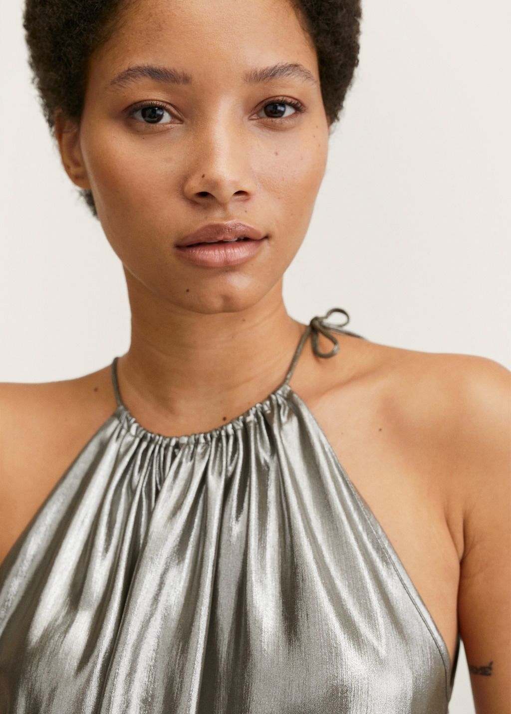 Metallic halter top - Details of the article 1