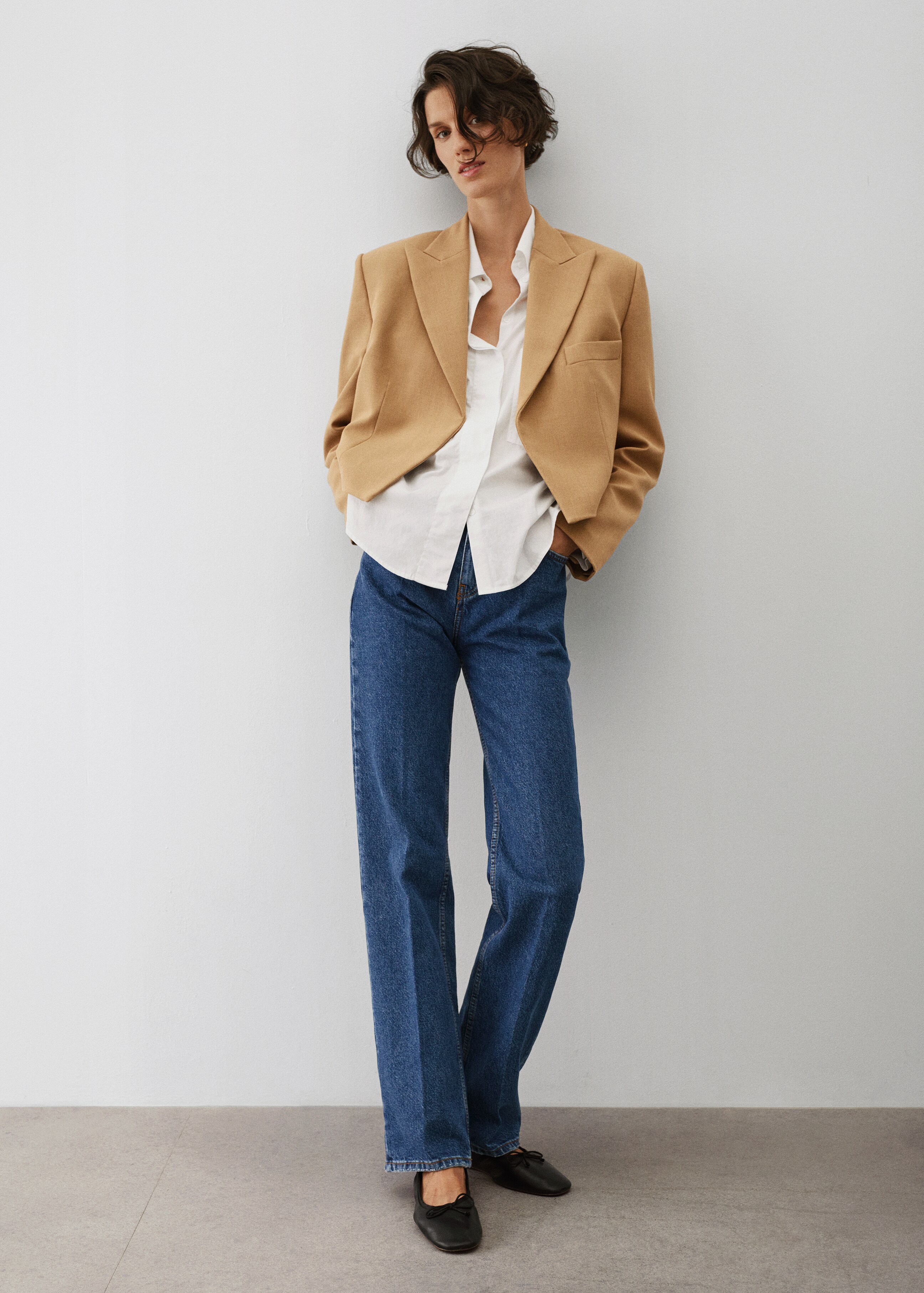 Mid-rise straight-leg jeans - Details of the article 5