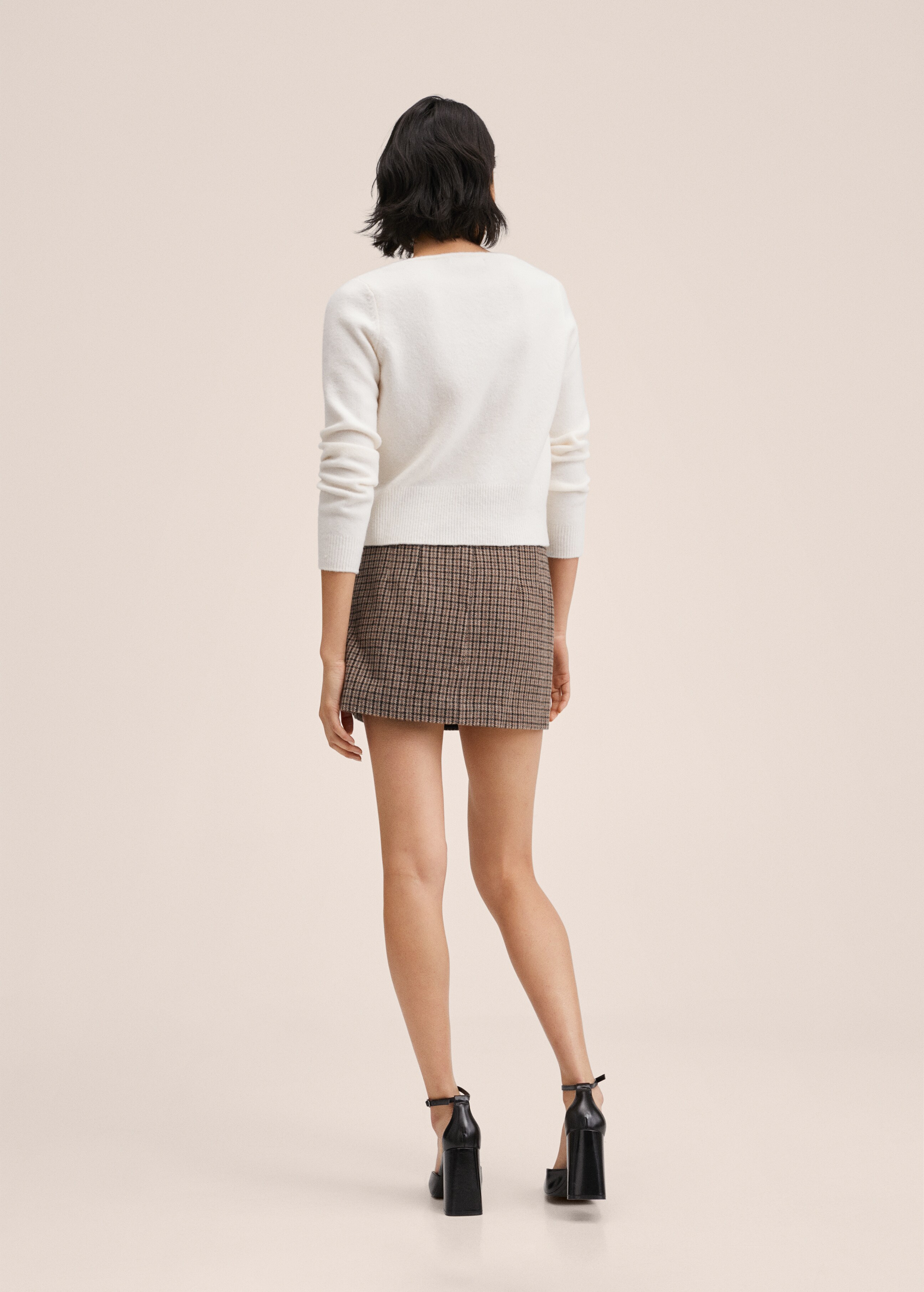 Houndstooth miniskirt - Reverse of the article