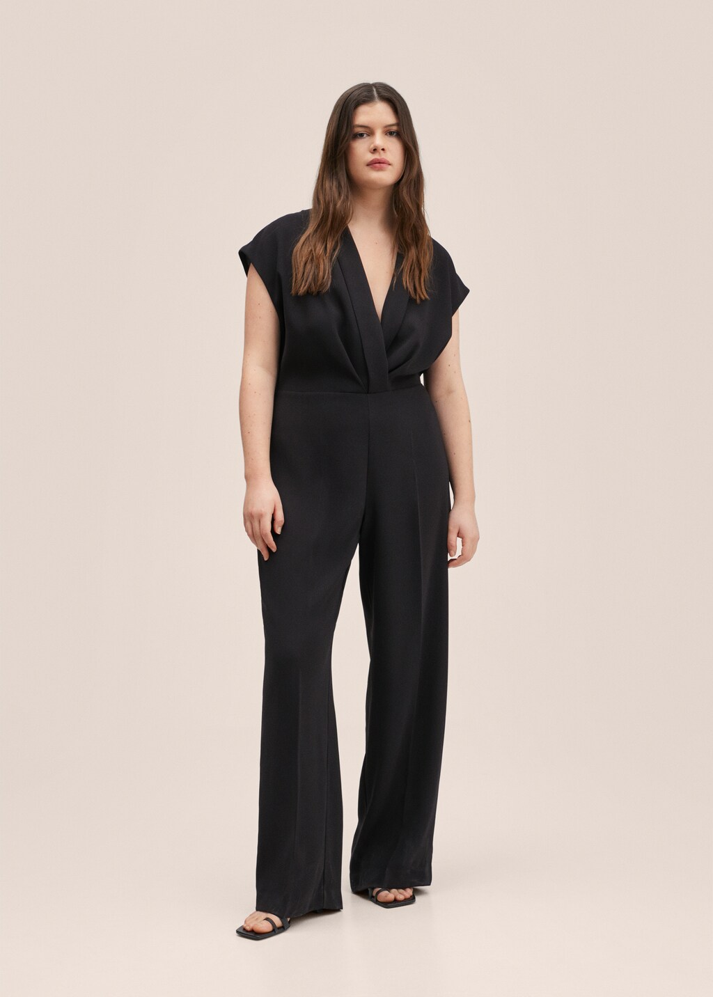 Wrap neckline jumpsuit - Details of the article 5