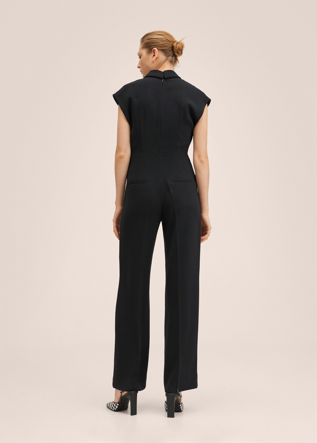 Wrap neckline jumpsuit - Reverse of the article