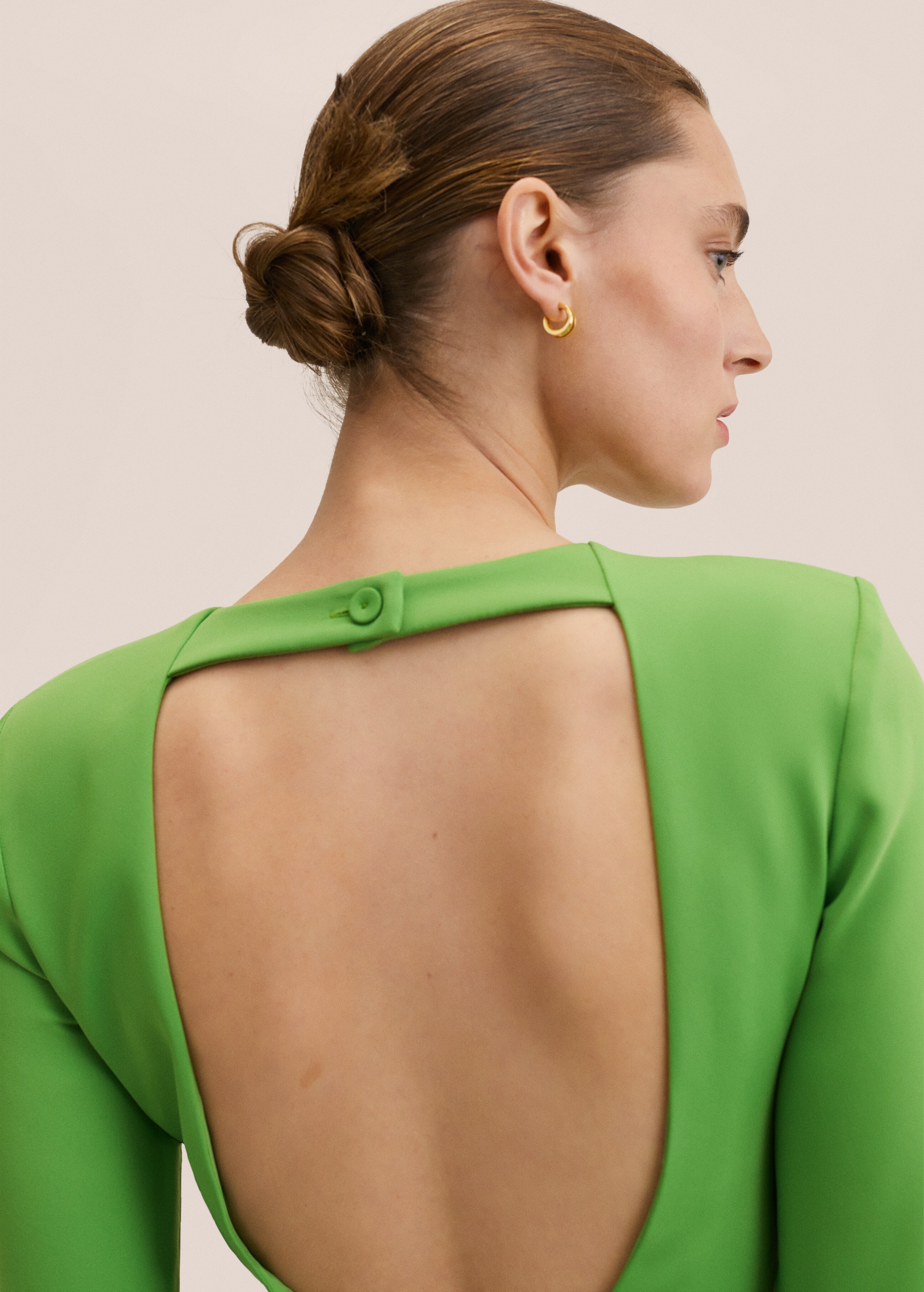 Cut-out back dress - Details of the article 1