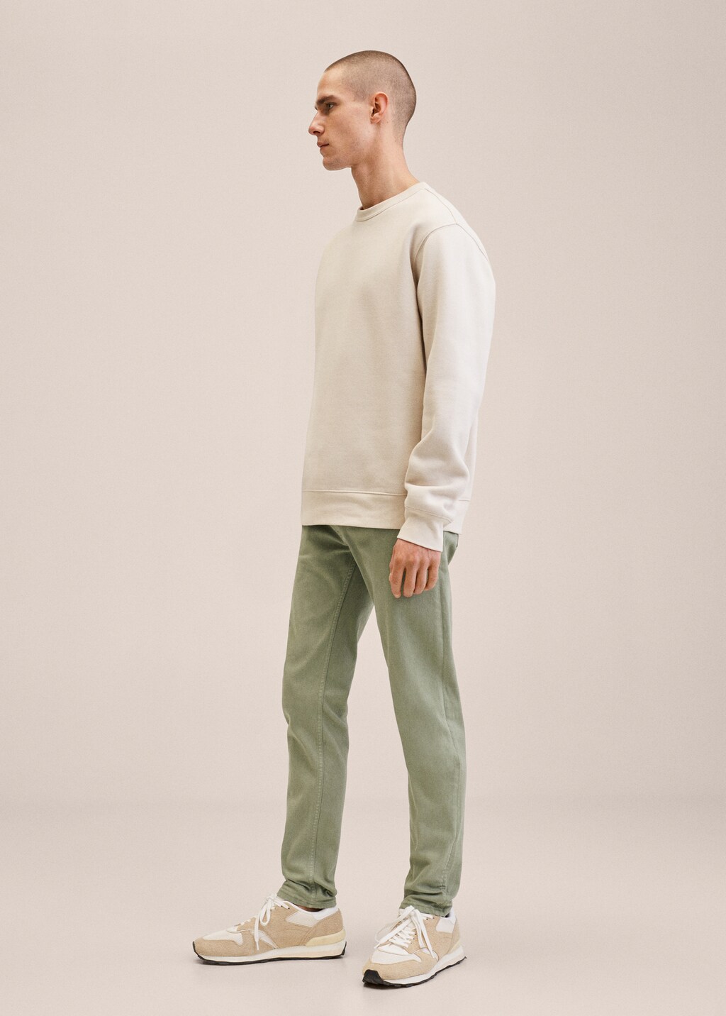 Slim-fit colored jeans - Details of the article 2