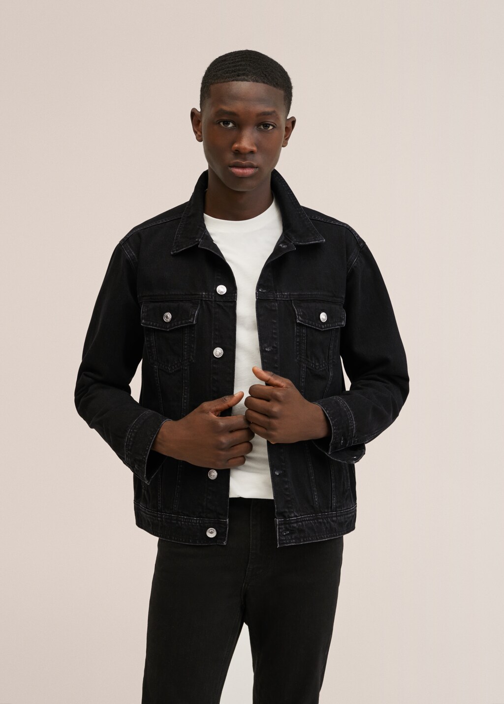 Pockets denim jacket - Details of the article 1