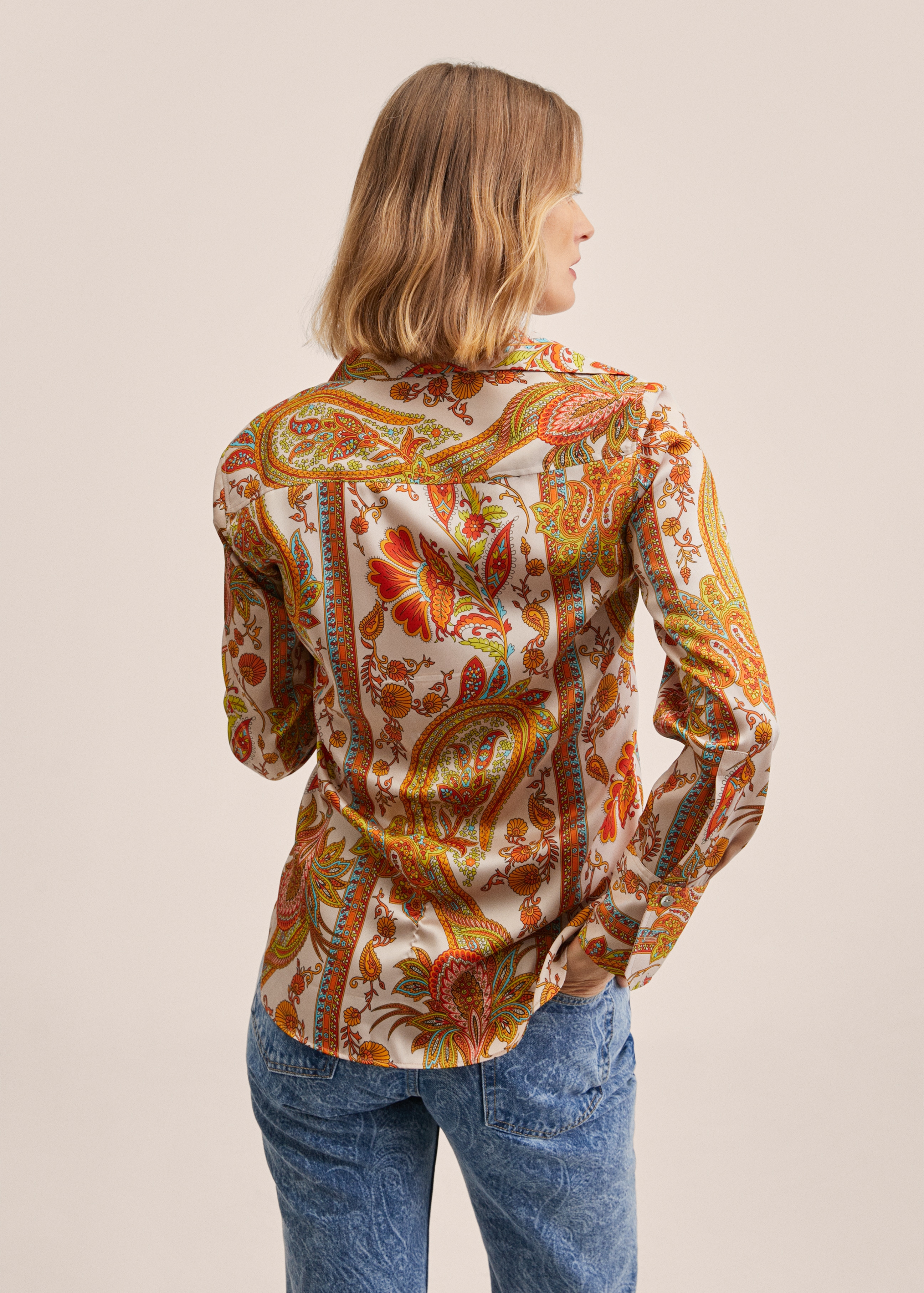 Paisley print shirt - Reverse of the article
