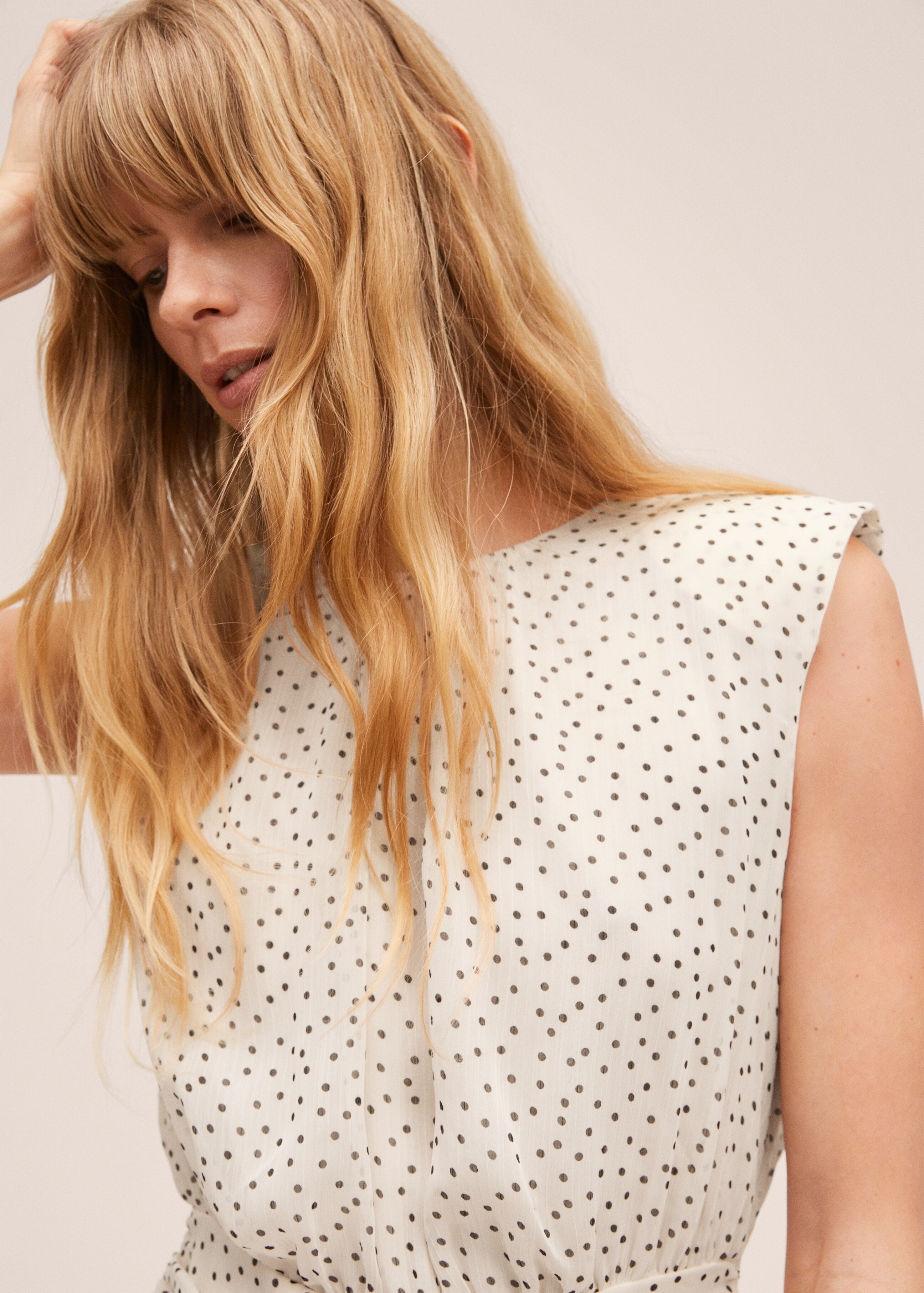 Polka-dot ruched dress - Details of the article 1