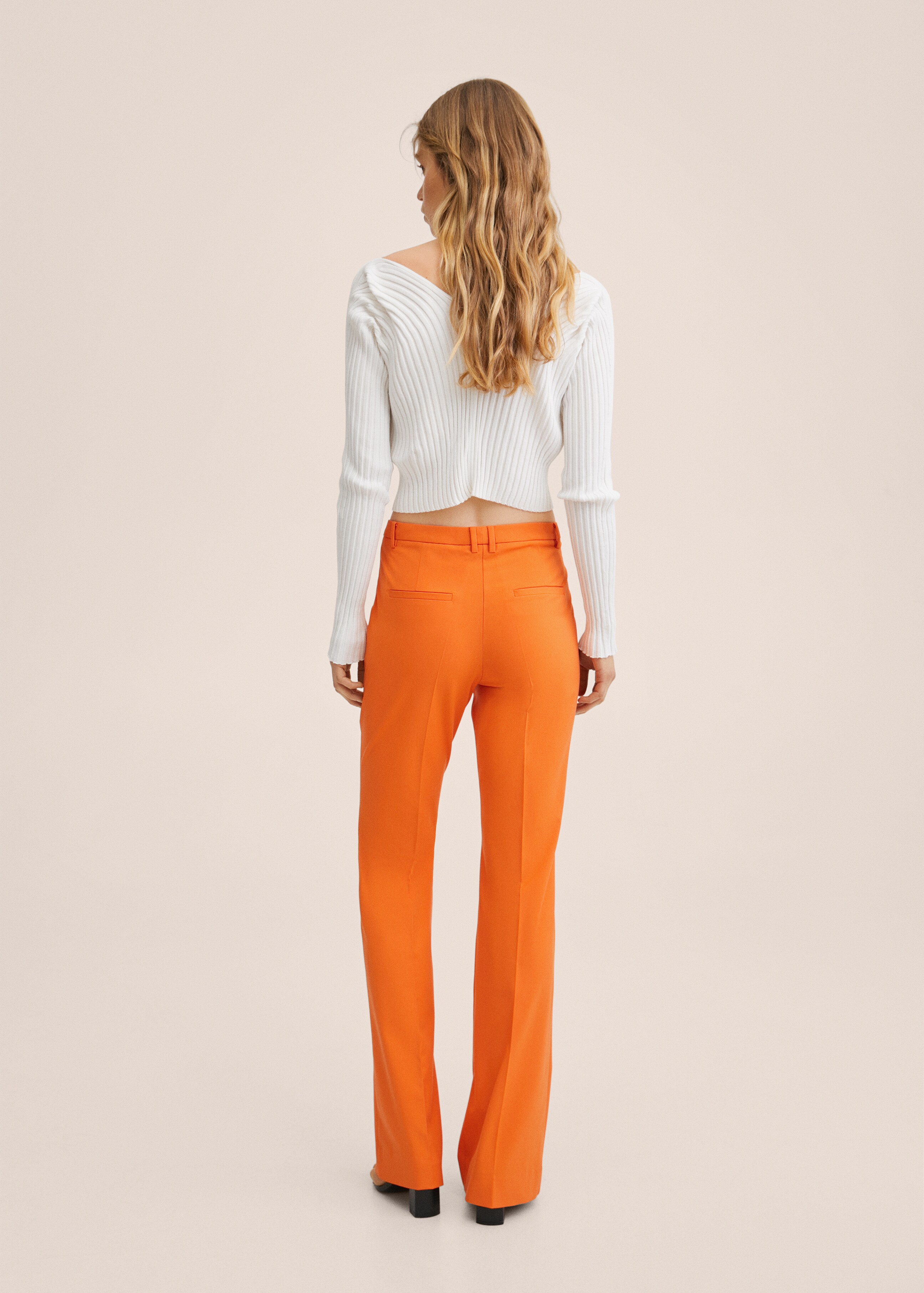 Flowy straight-fit pants - Reverse of the article