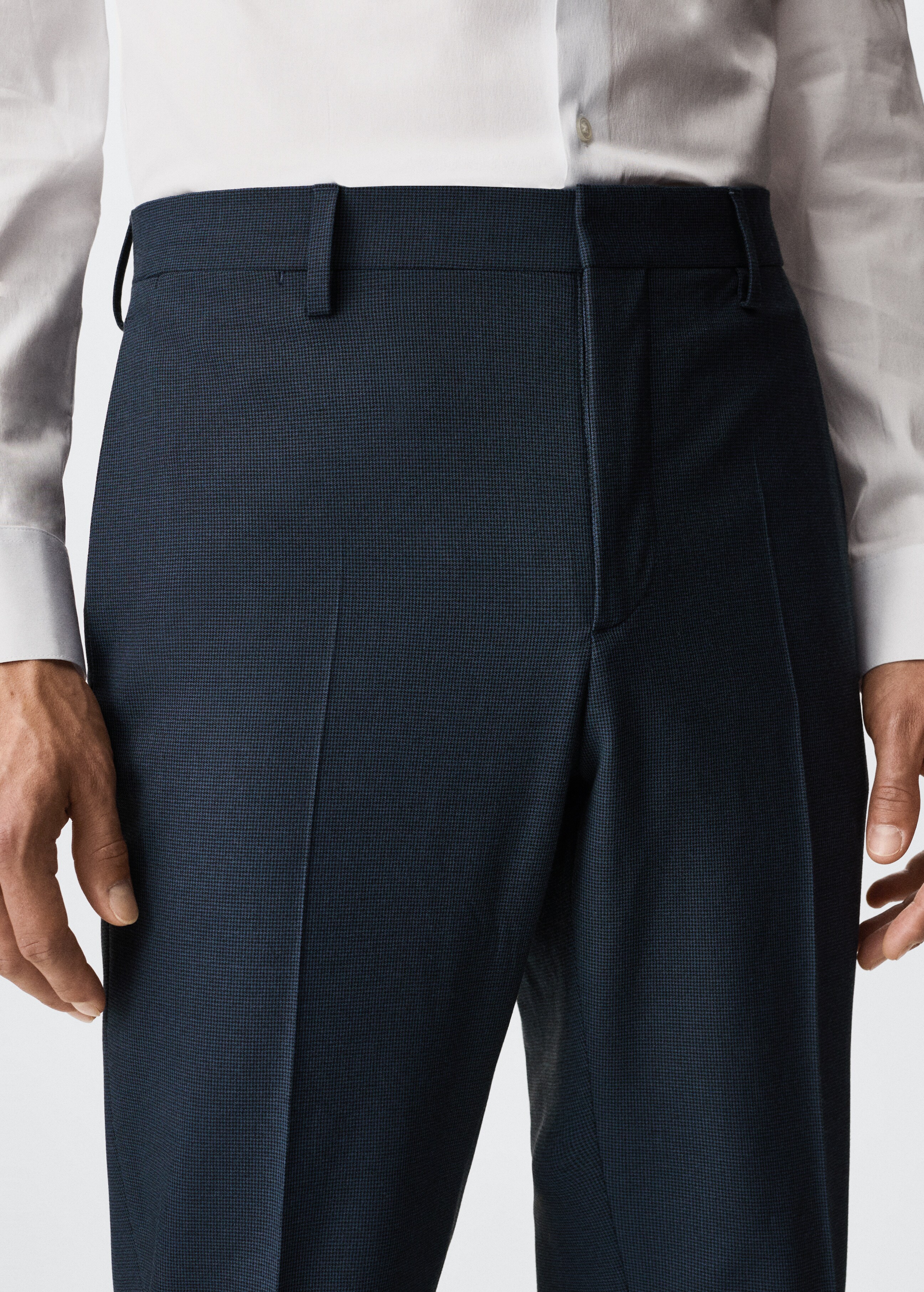 Pantalón traje super slim fit microestructura - Detalle del artículo 1
