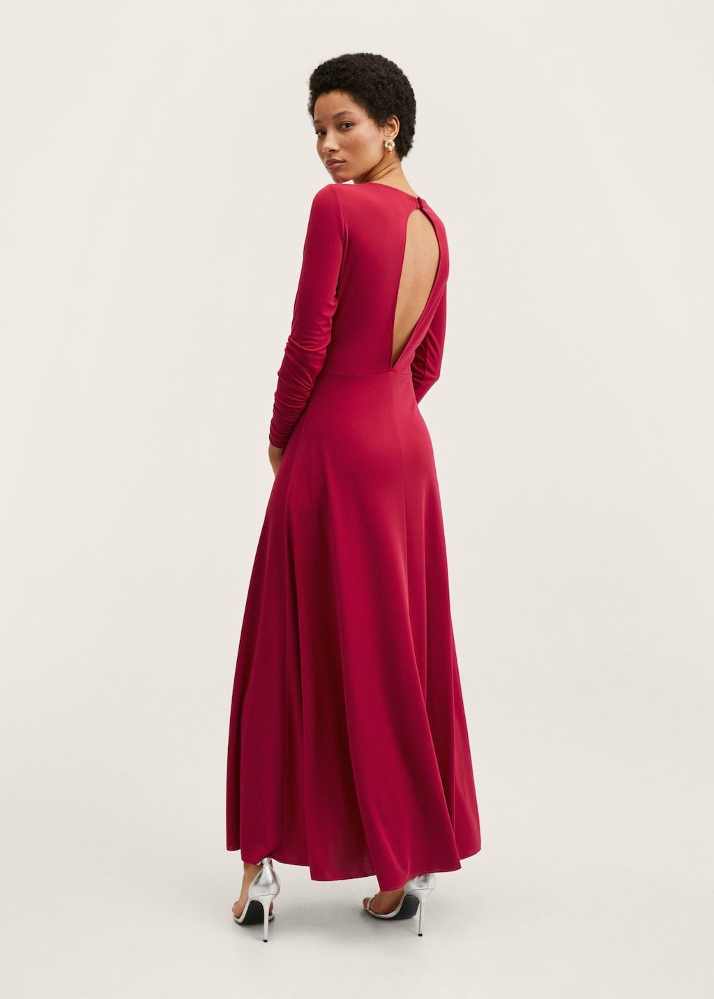 Side slit long dress - Reverse of the article