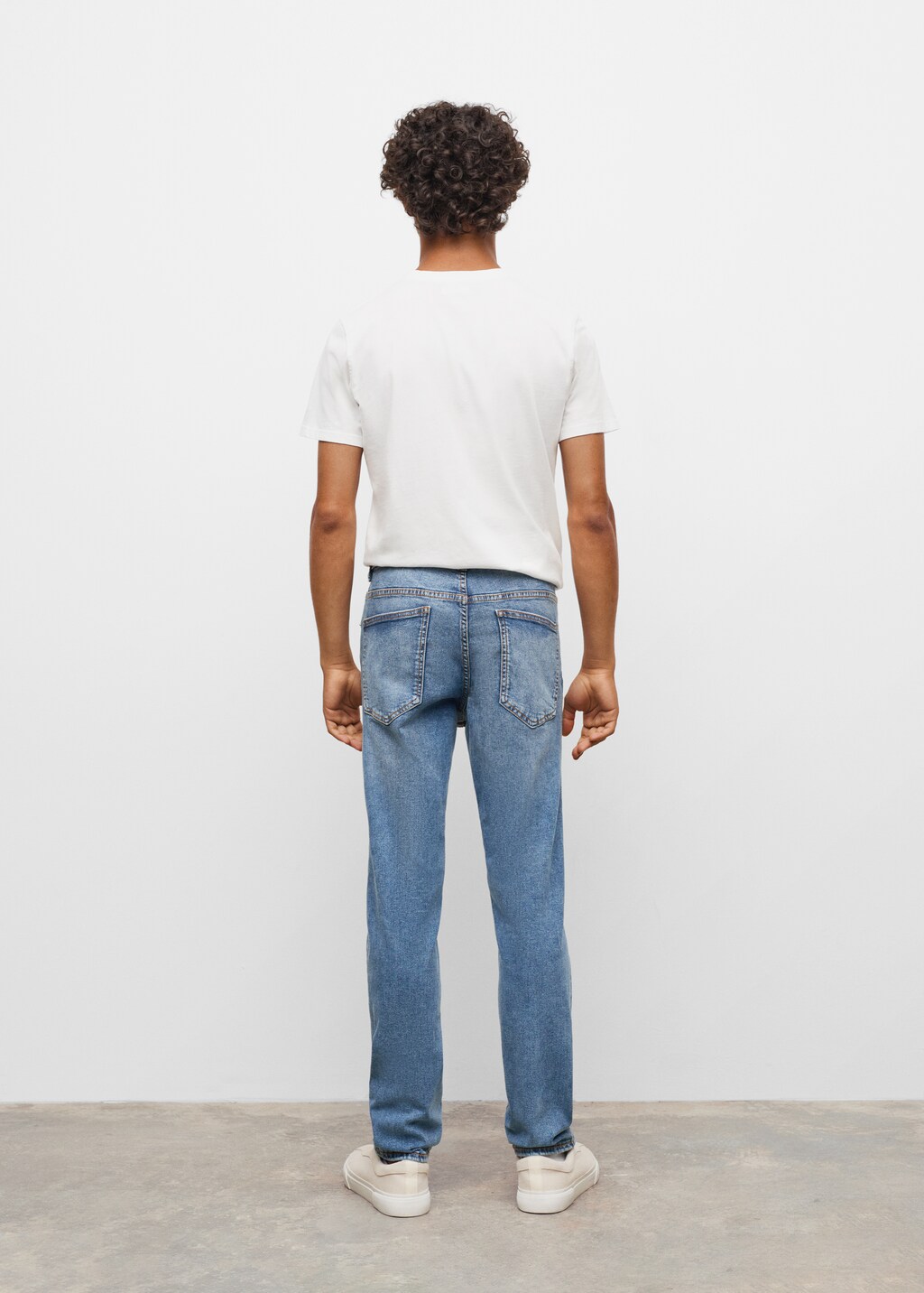 Slim-fit jeans - Reverse of the article