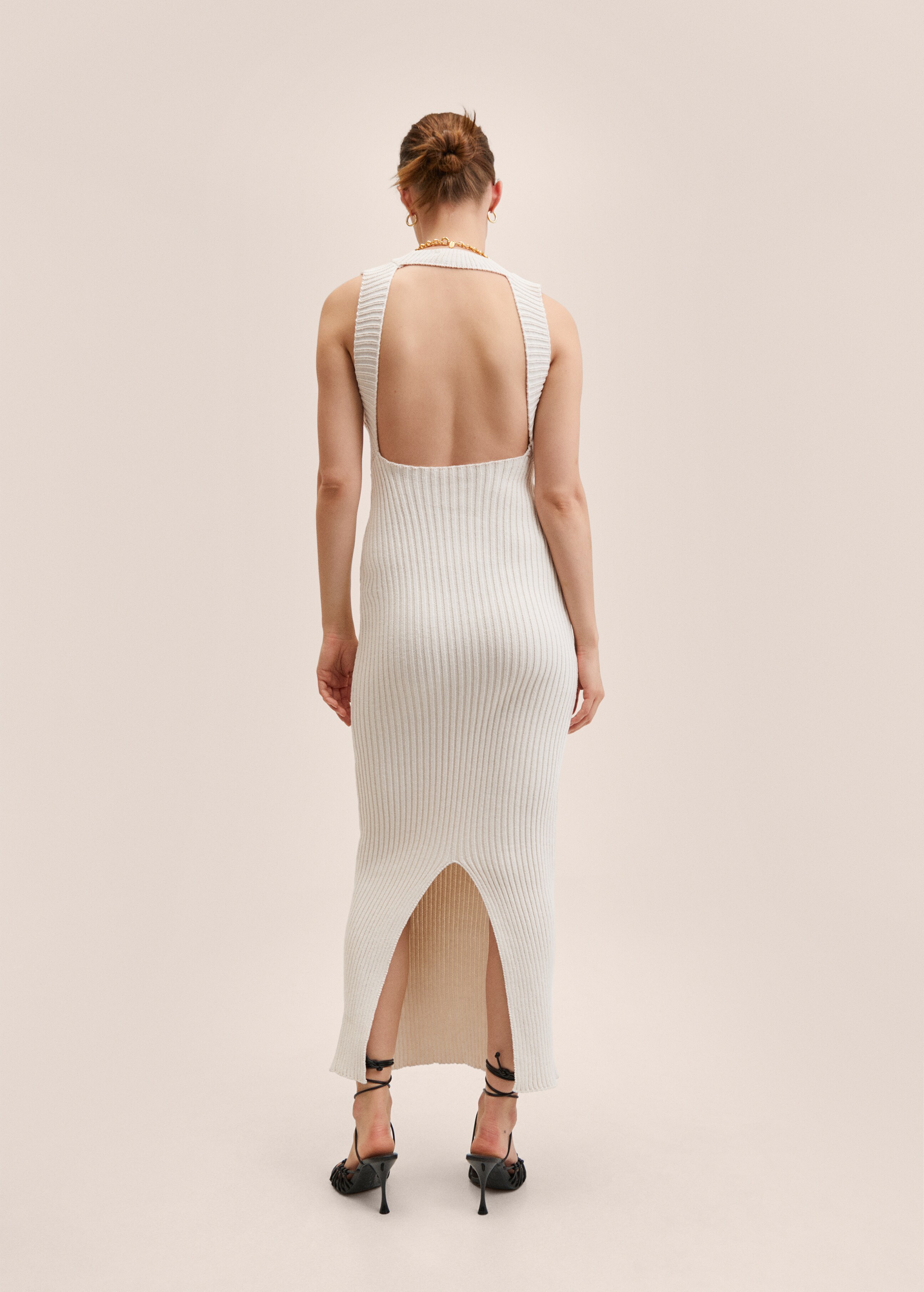 Side slit knit dress - Reverse of the article