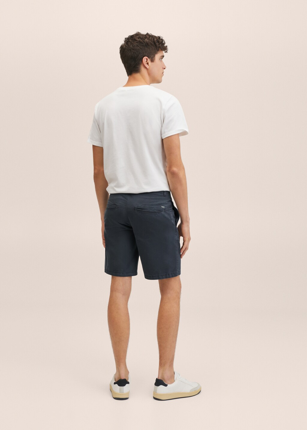 Slim-fit chino cotton bermuda shorts - Reverse of the article