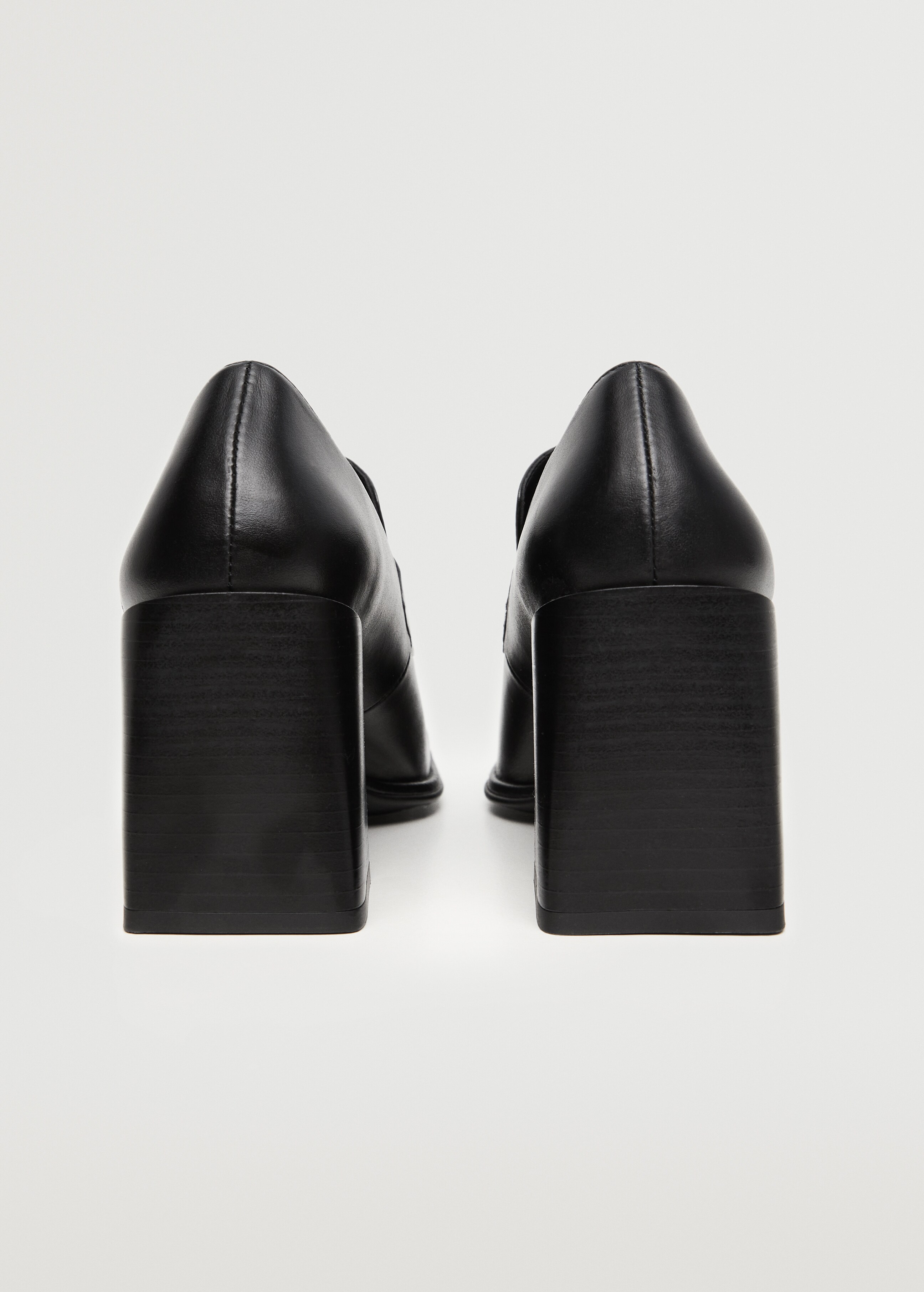 Heel leather shoes - Details of the article 2