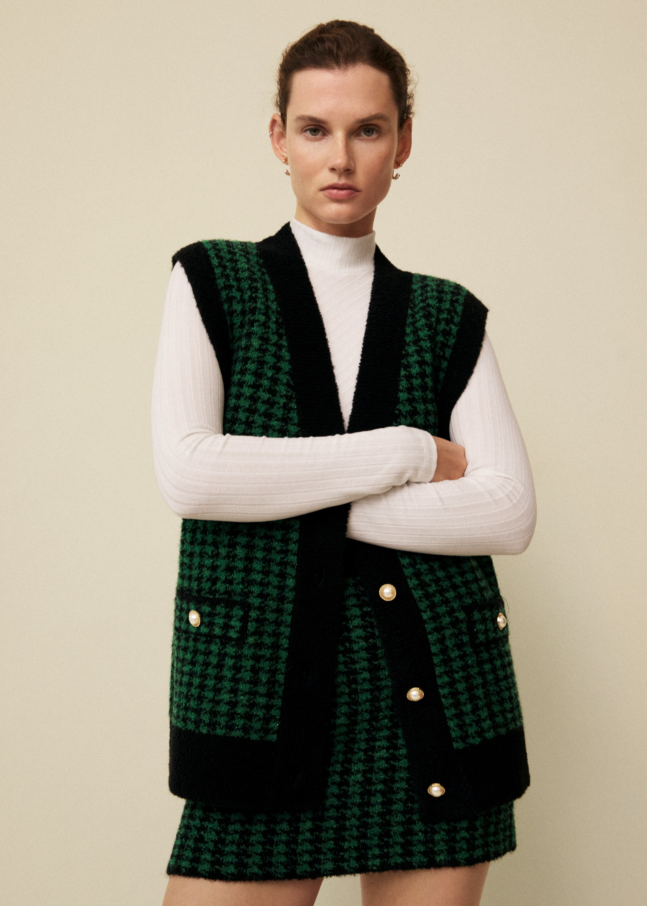 Houndstooth vest - Details of the article 6