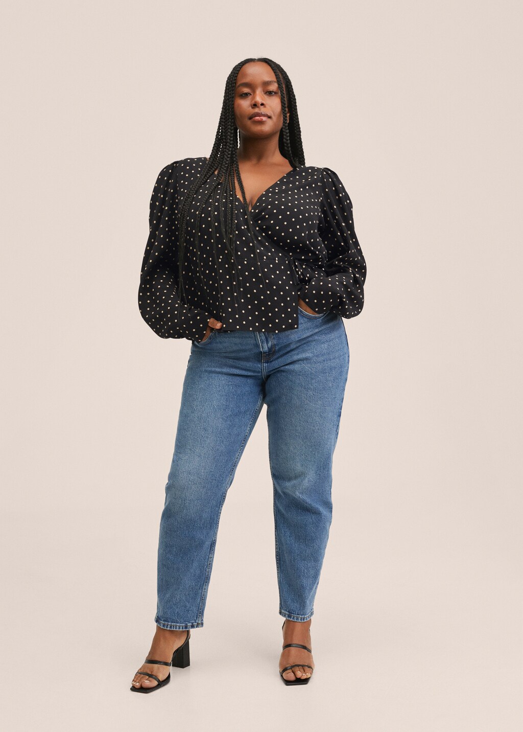 Double-breasted polka-dot blouse - Details of the article 4