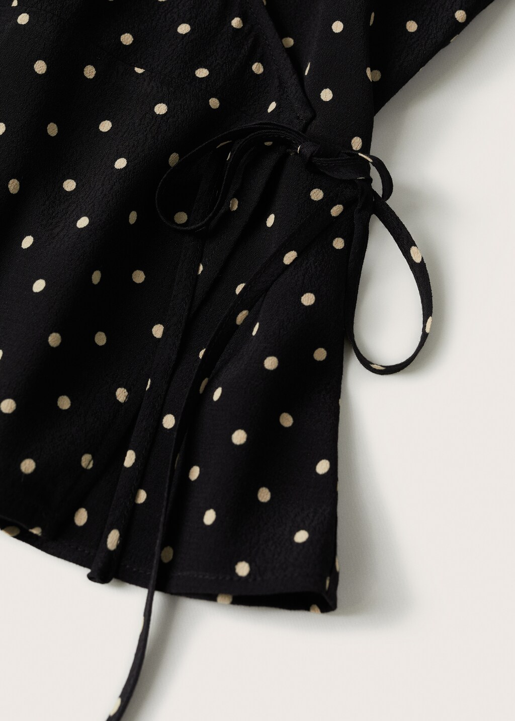 Double-breasted polka-dot blouse - Details of the article 8