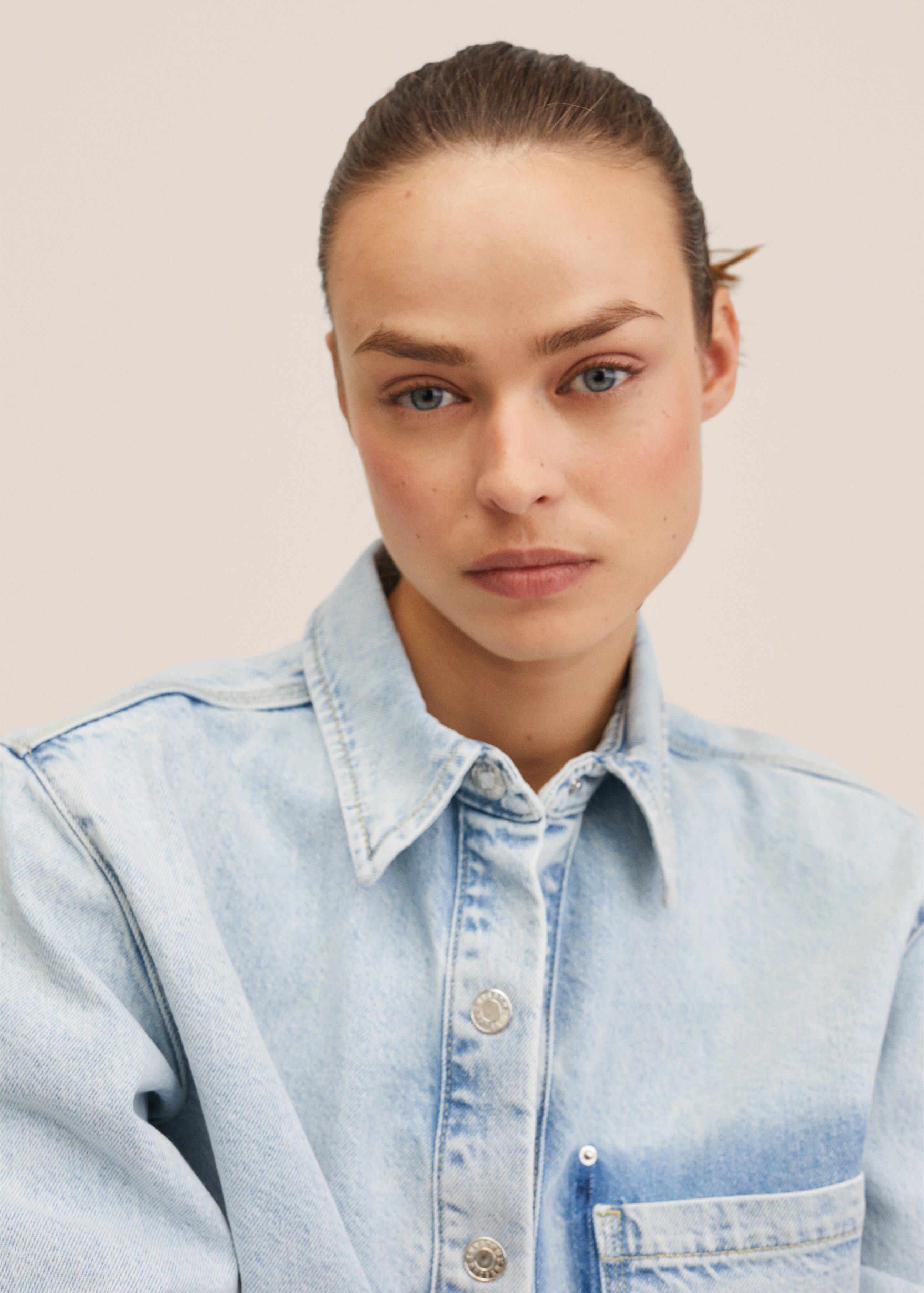 Oversized denim overshirt - Details of the article 1