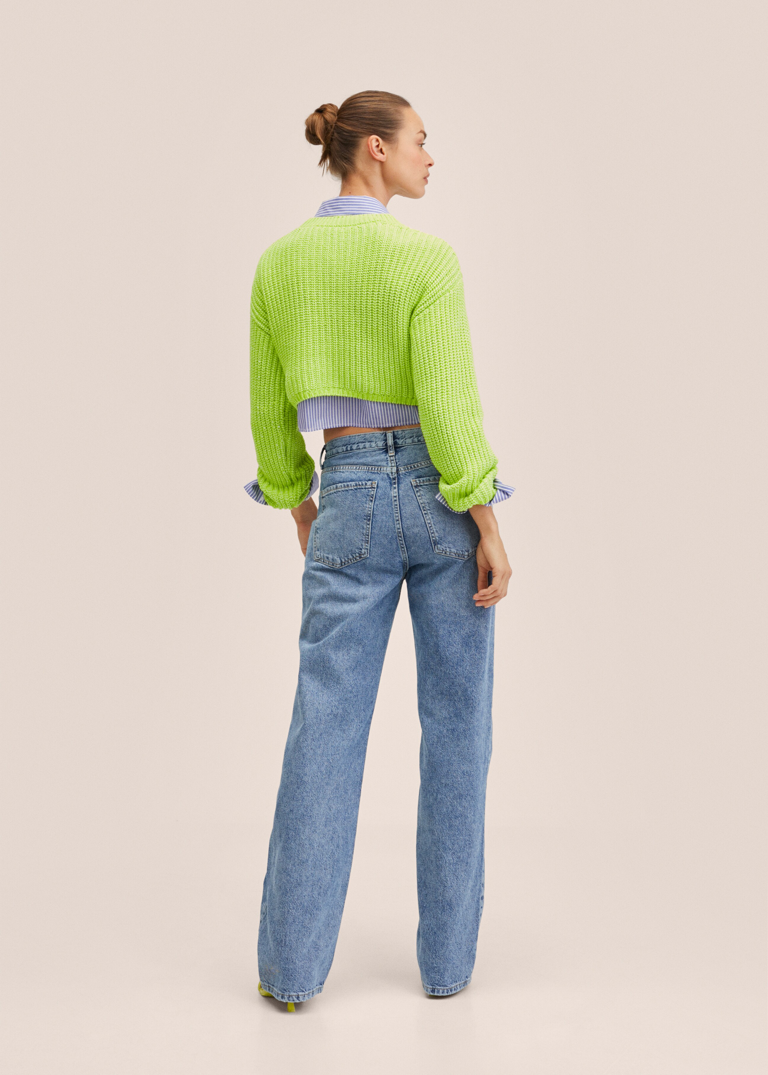 Knitted cropped sweater - Reverse of the article