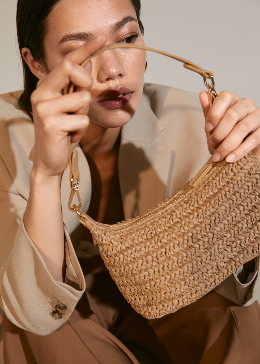 Raffia crossbody bag - Details of the article 9