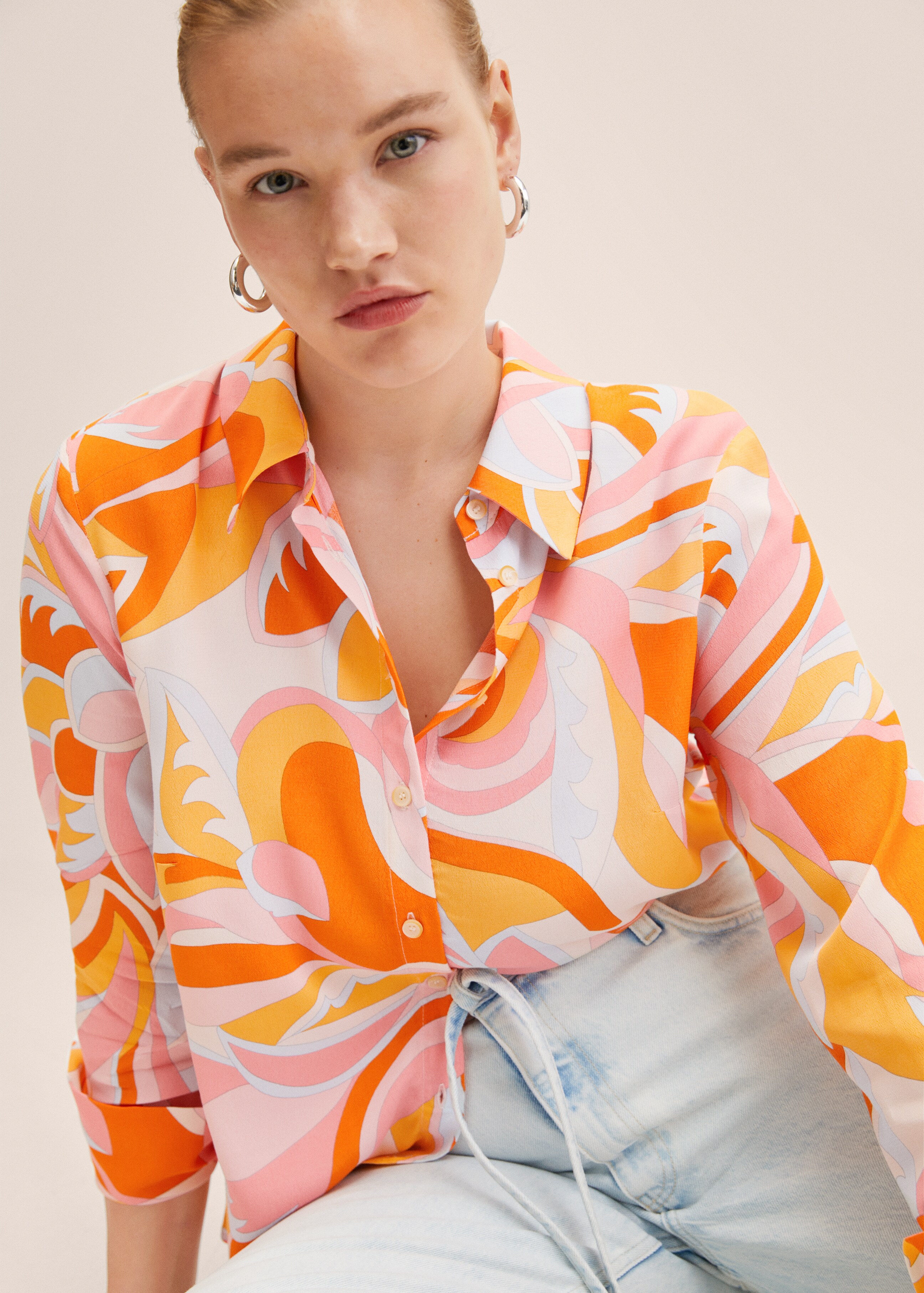 Printed flowy shirt - Details of the article 4
