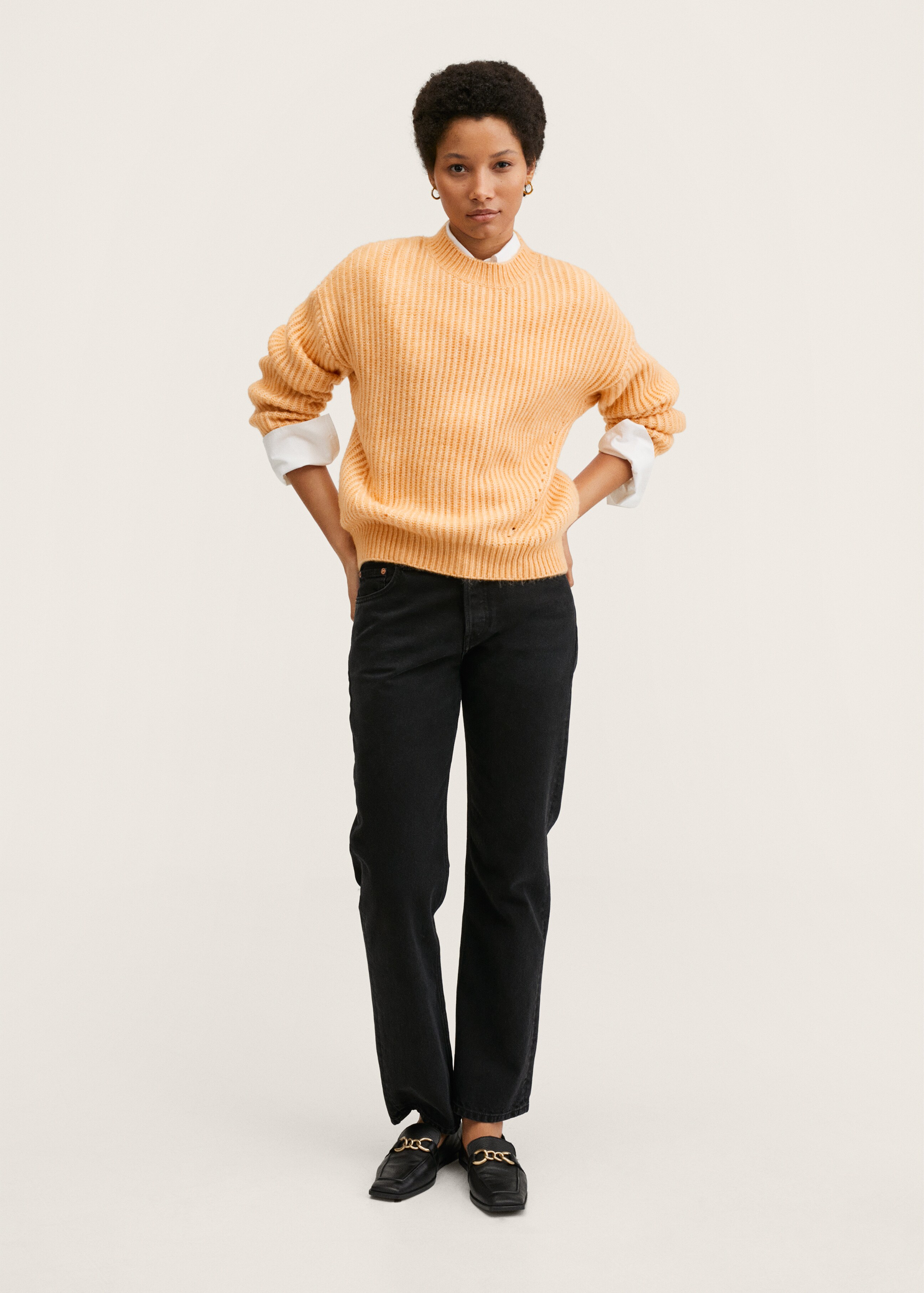 Chunky-knit sweater - General plane