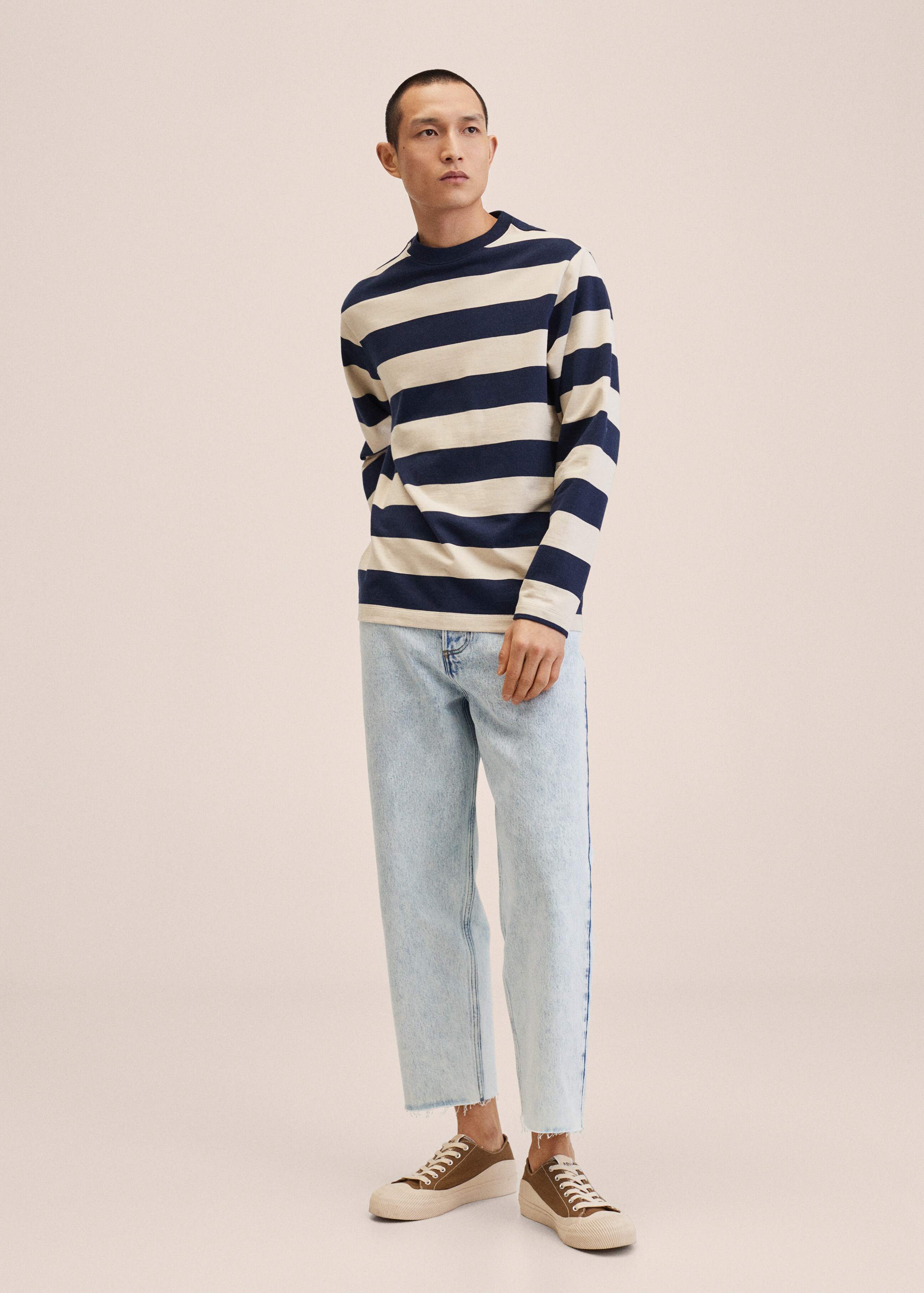 Tapered loose-fit cropped jeans  - General plane
