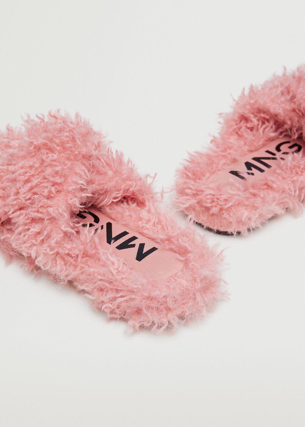 Criss-cross fur sandals - General plane