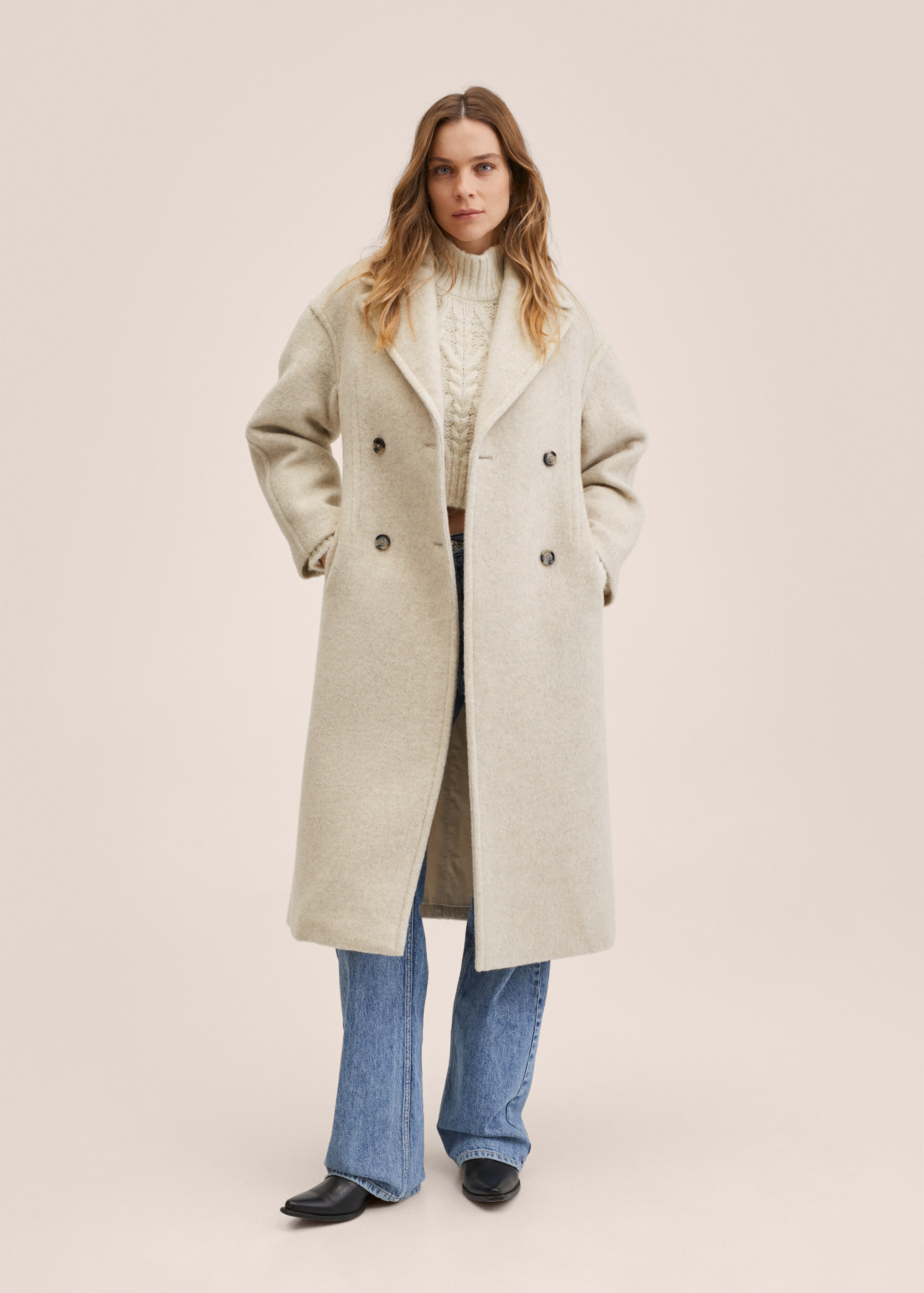 Double-breasted wool coat - General plane