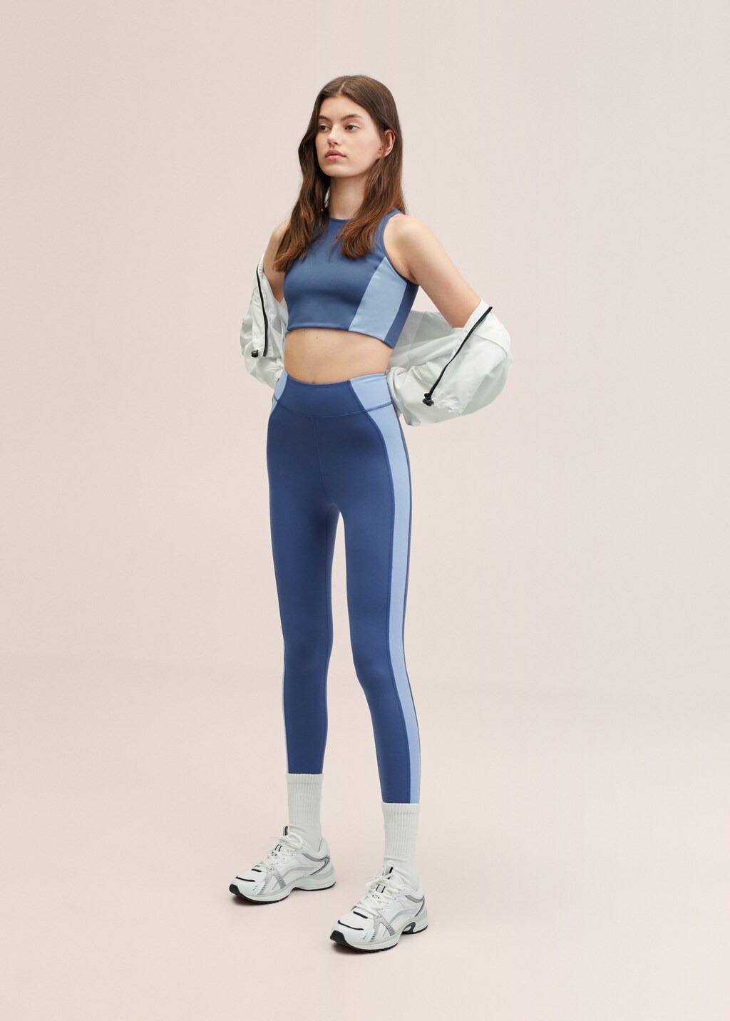 Sporty crop top - General plane