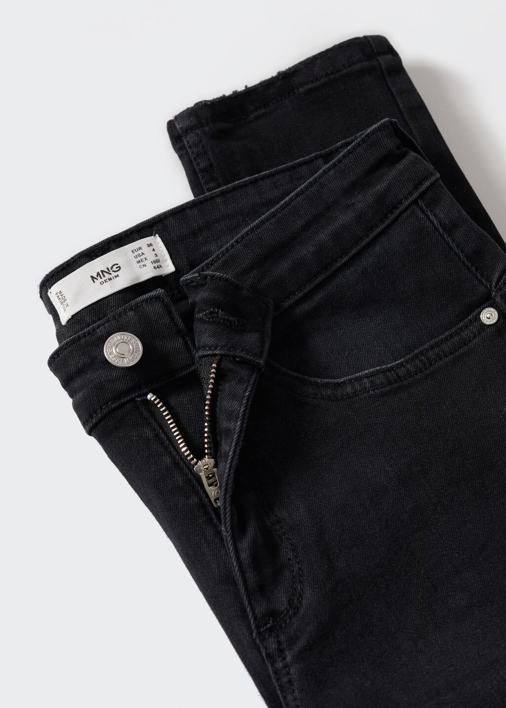 Skinny push-up jeans - Details of the article 8