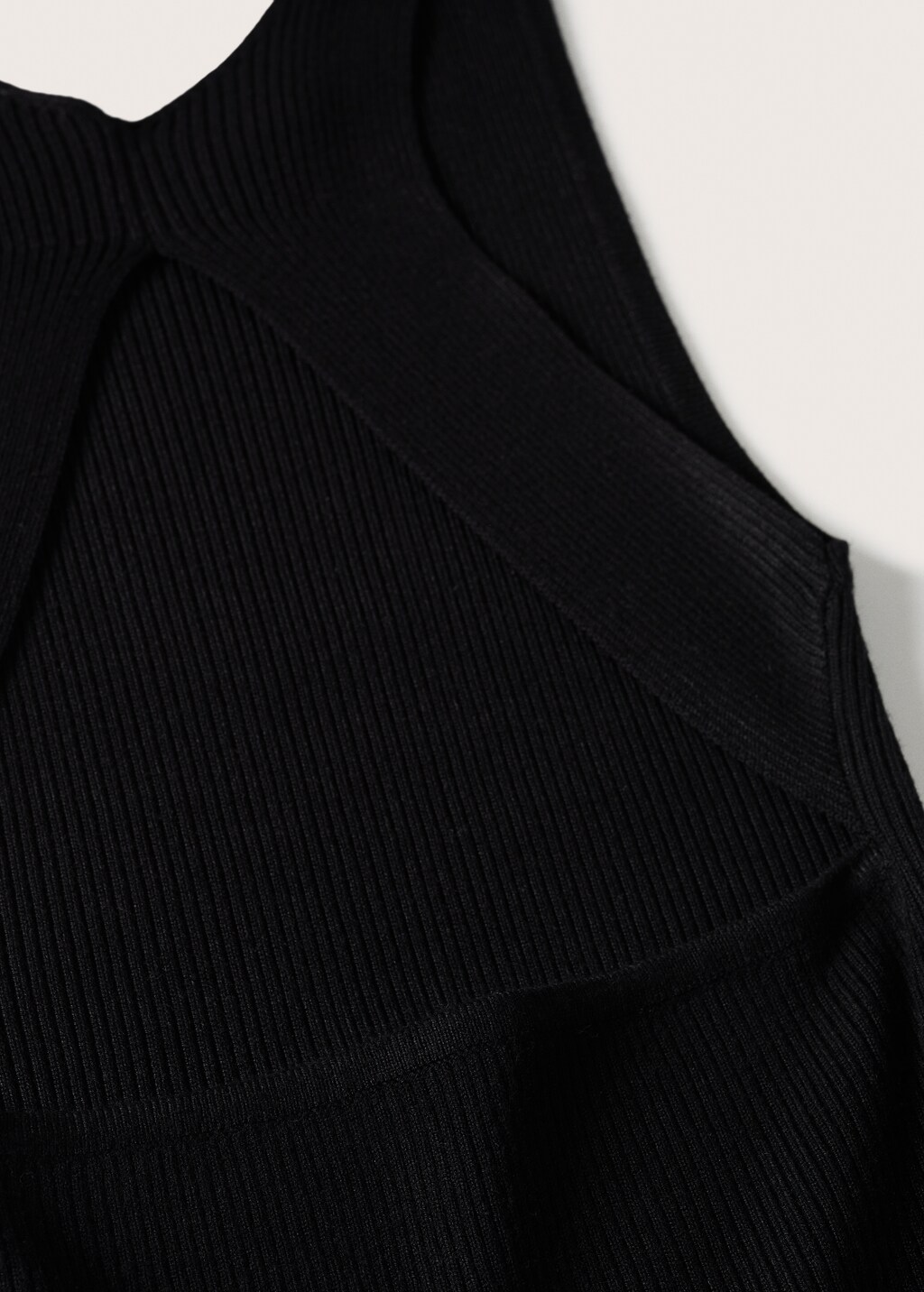 Side slit knit dress - Details of the article 8