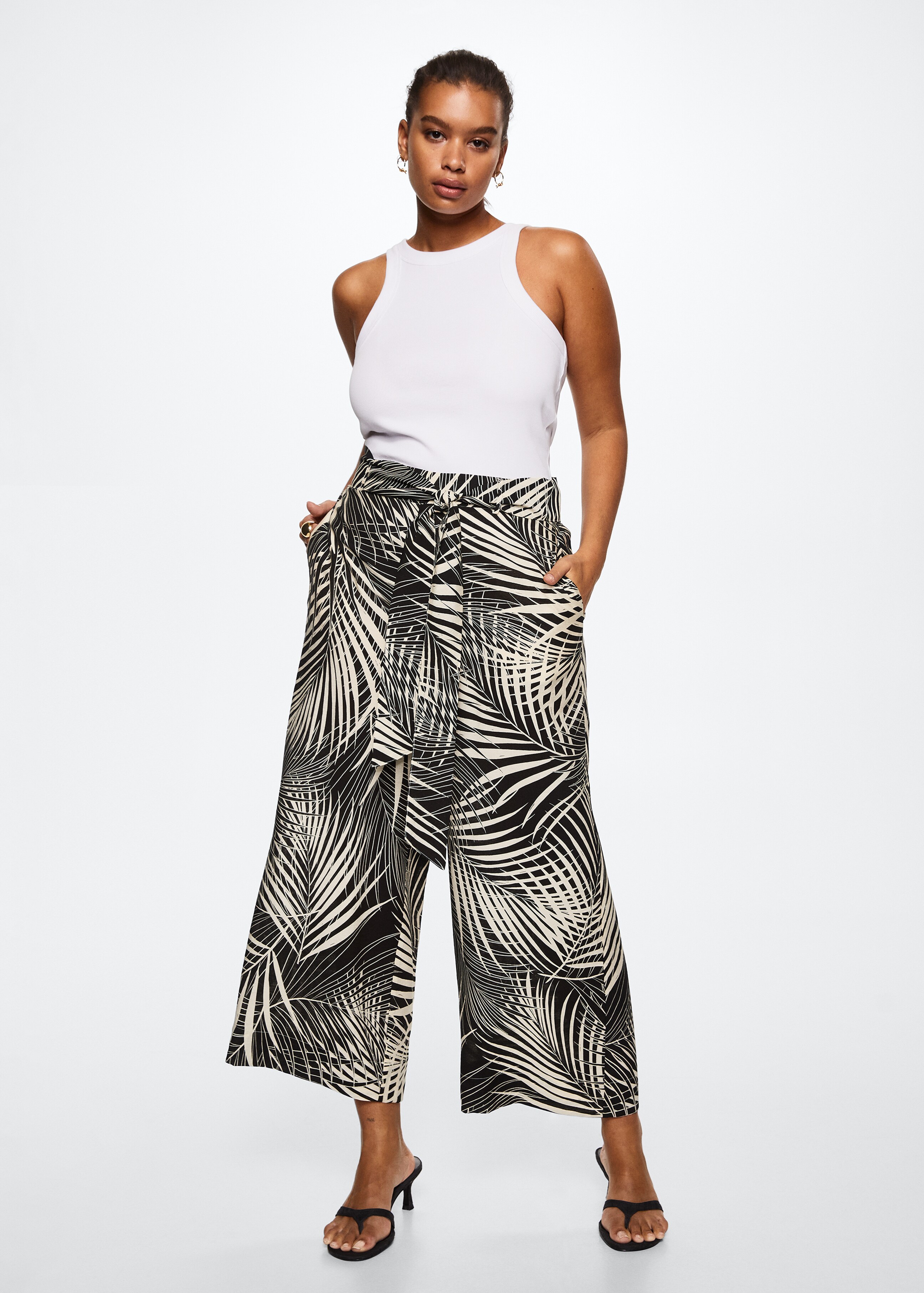 Flowy printed pants - Details of the article 5